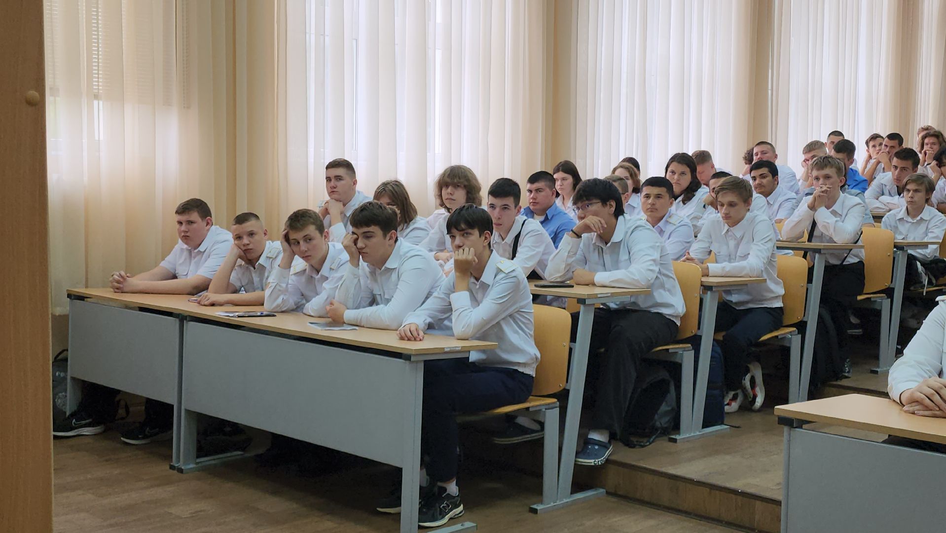 кашира, гаи, ожерельевский железнодорожный колледж, техникум, студенты, безопасность на дороге, бдд, питбайк,