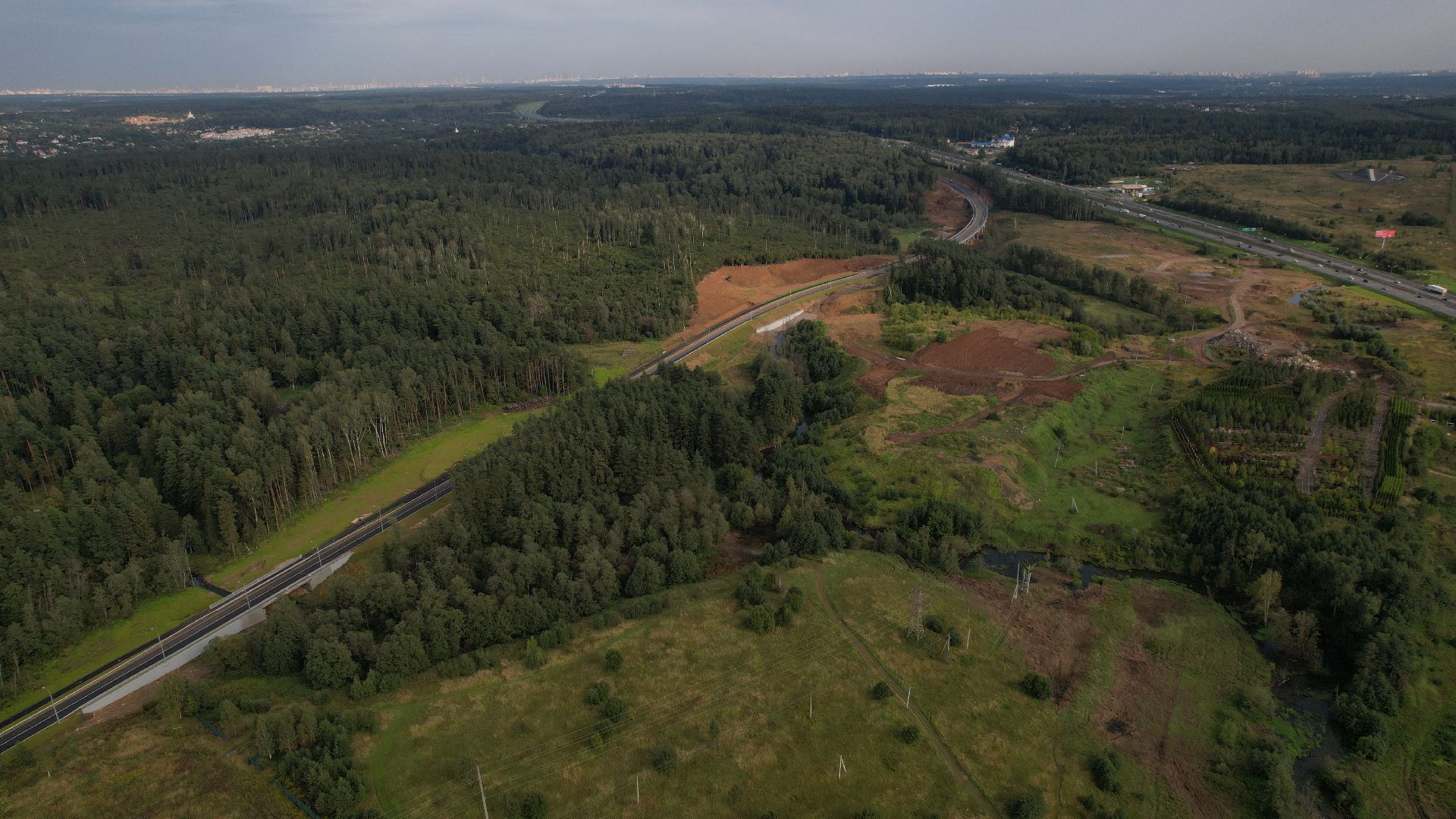 видео с коптера, дорога в павловской слободе, дороги подмосковья,