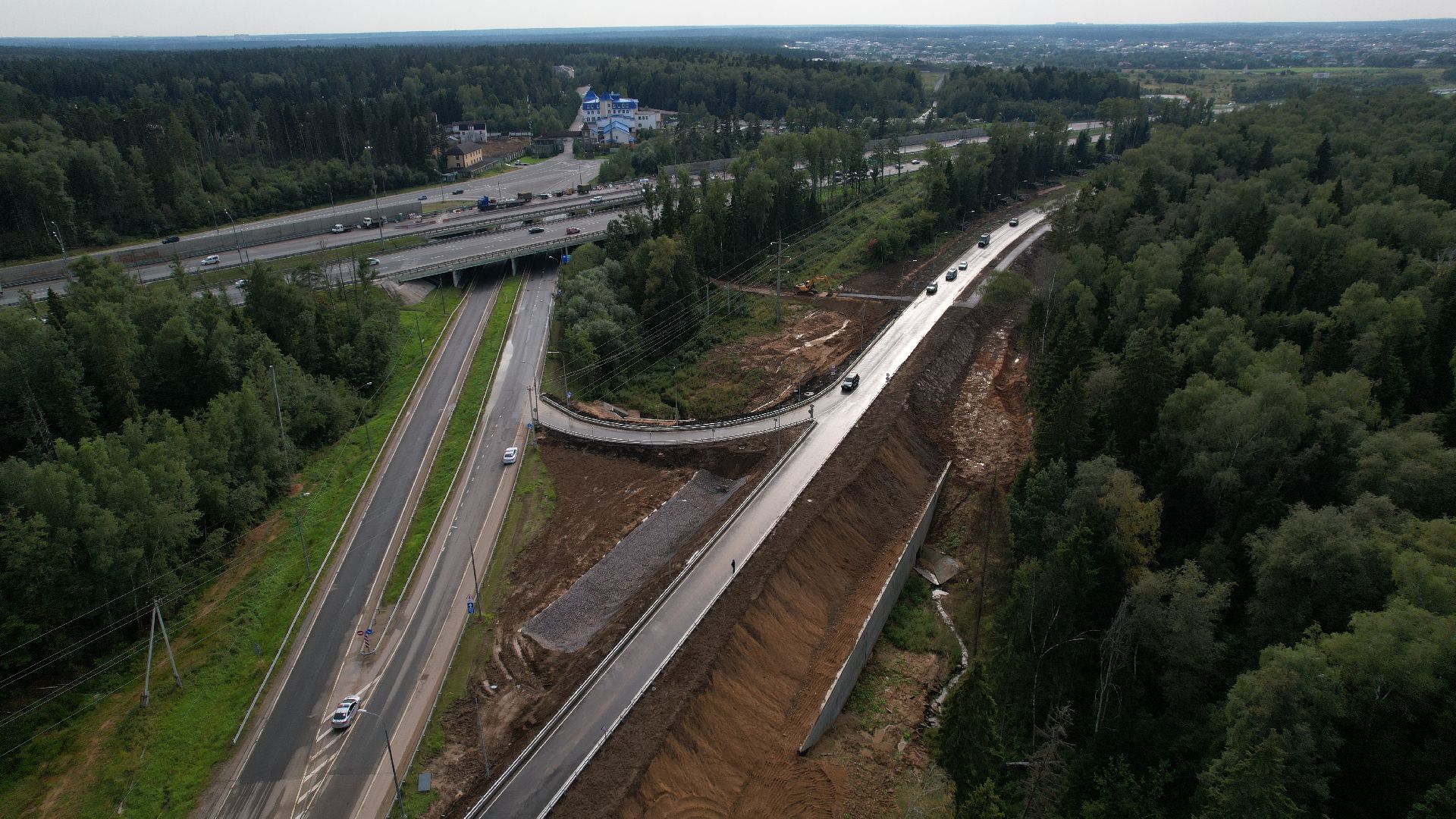 видео с коптера, дорога в павловской слободе, дороги подмосковья,