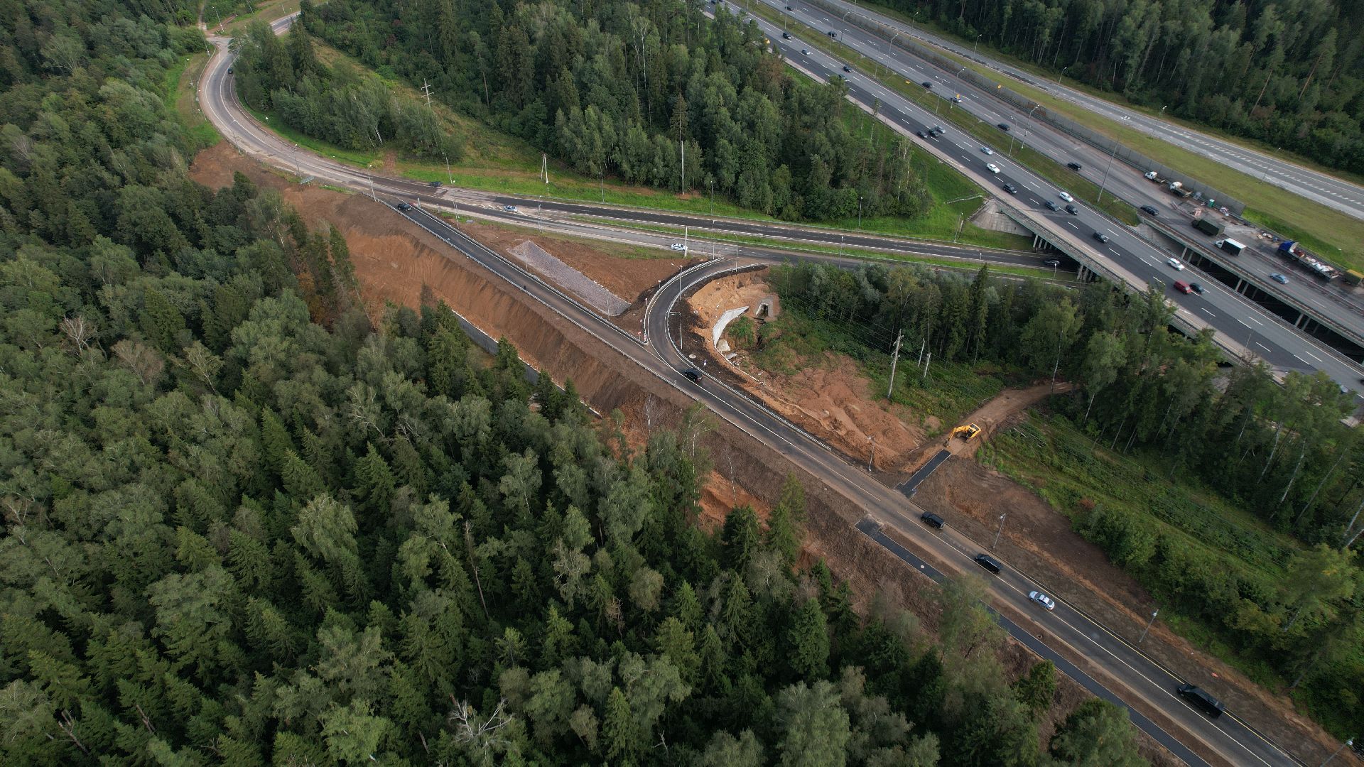 видео с коптера, дорога в павловской слободе, дороги подмосковья,