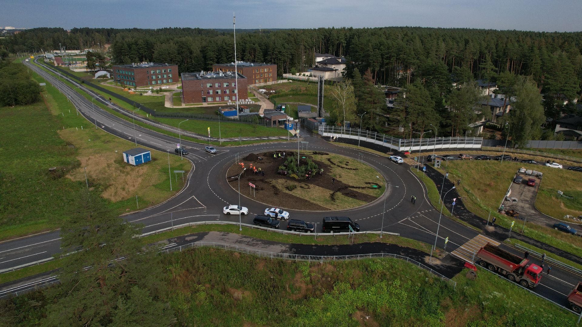 видео с коптера, дорога в павловской слободе, дороги подмосковья,