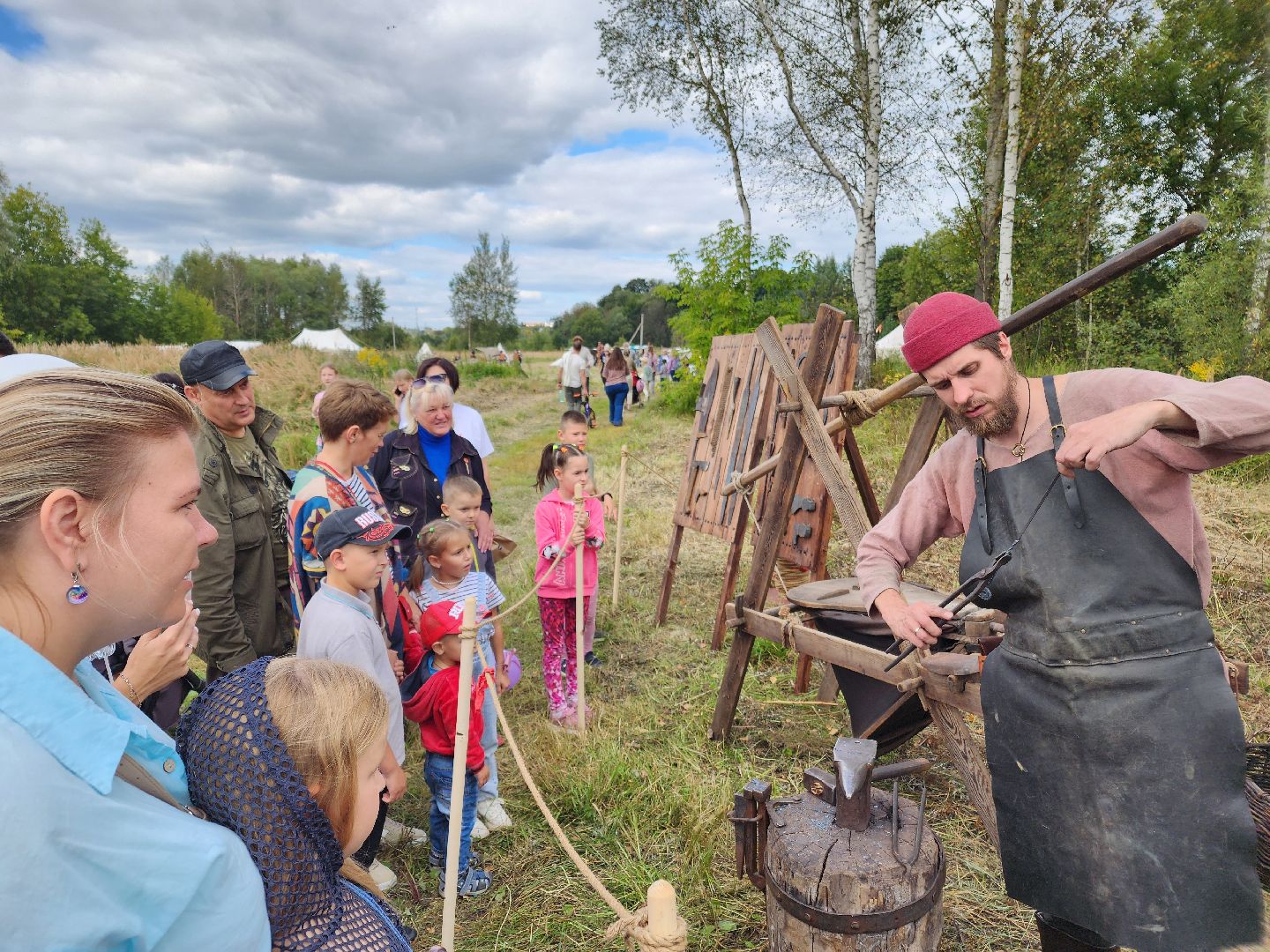 чехов, день города, праздник, торжество, мастер классы, конкурсы, исторические реконструкции, рисование, плетение, городской парк,  ярмарка, народные ремесла, аттракционы, анимация,стрельцы, стрелецкий лагерь, конница, лучный тир, исторические квесты,кузница, карусель, народные забавы,