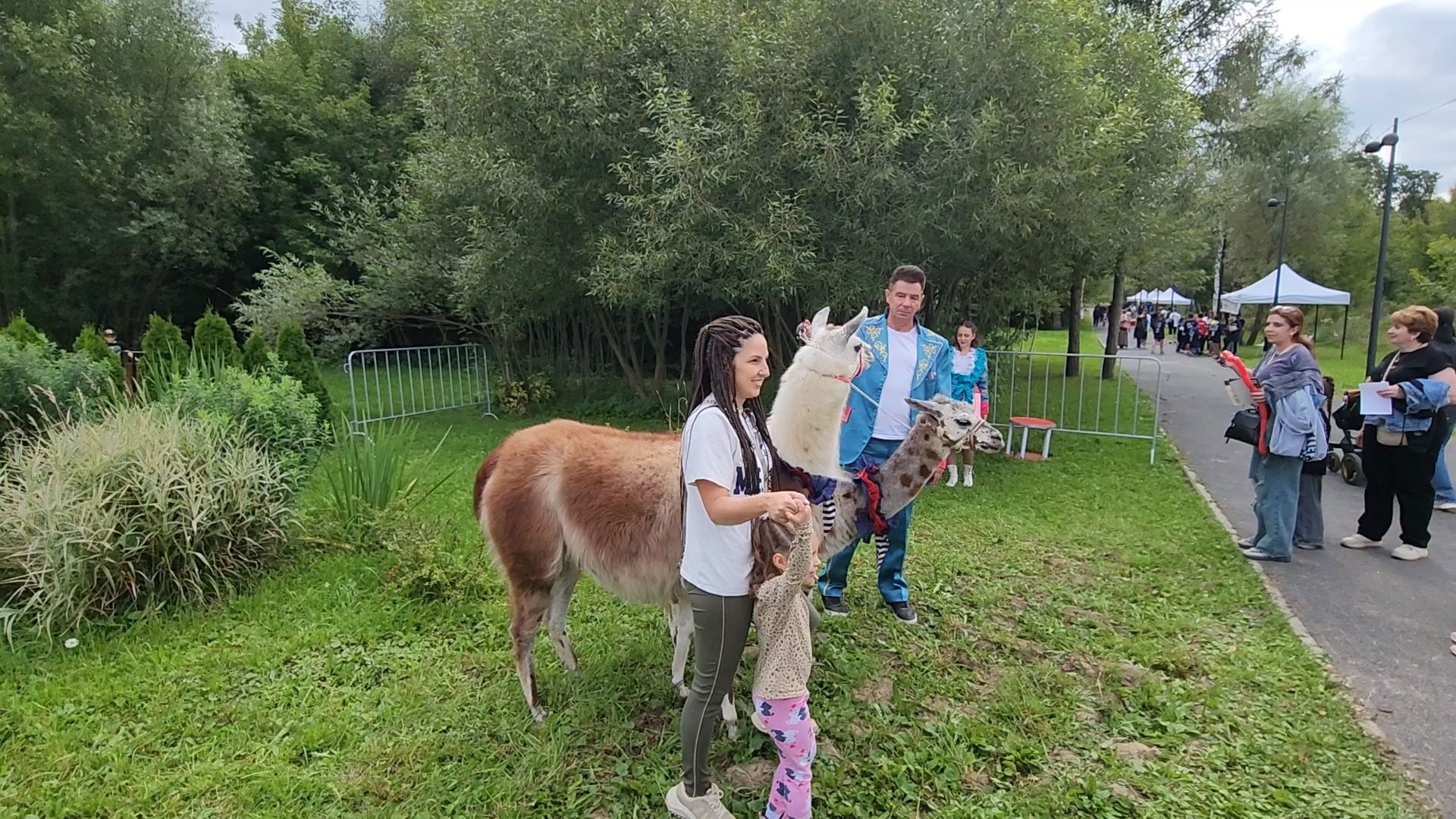 чехов, день города, праздник, гастрономический фестиваль, кухни народов россии, готовка блюд, мастер-классы, конкурсы, цирковое шоу, альпаки, цирковые номера, фотозоны, ярмарка, анимация, фудкорт,чеховская кухня, розыгрыш призов,исторические реконструкции,