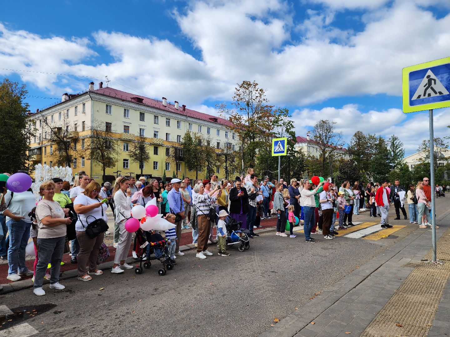 электросталь , жители, общество, праздник, фонтан, день города,