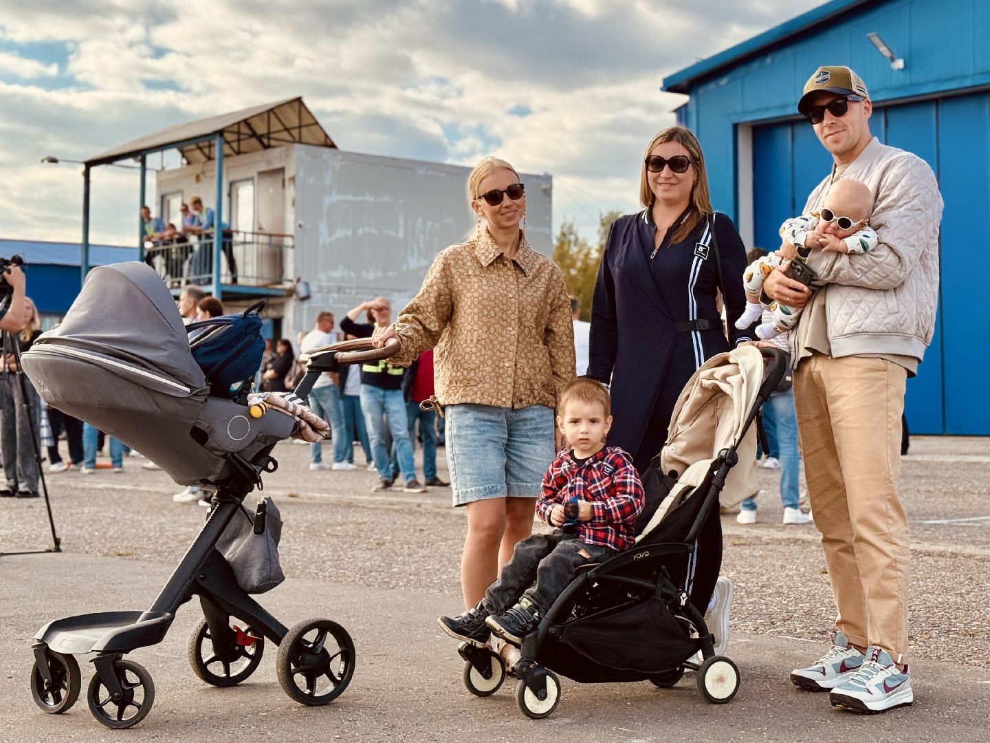 пилоты, раменское, верхнее мячково, аэродром мячково, авиационный форум,выставка самолетов, авиашоу,