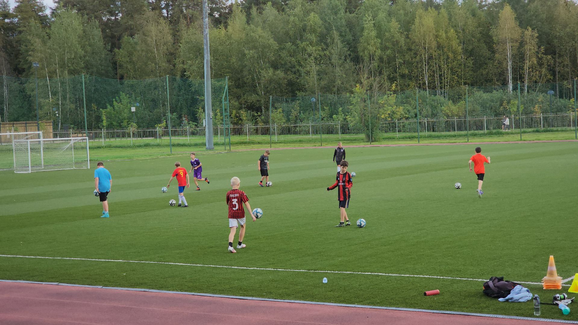 Спорт , Футбол, Стадион , Лобня , Жонглирование мячом,