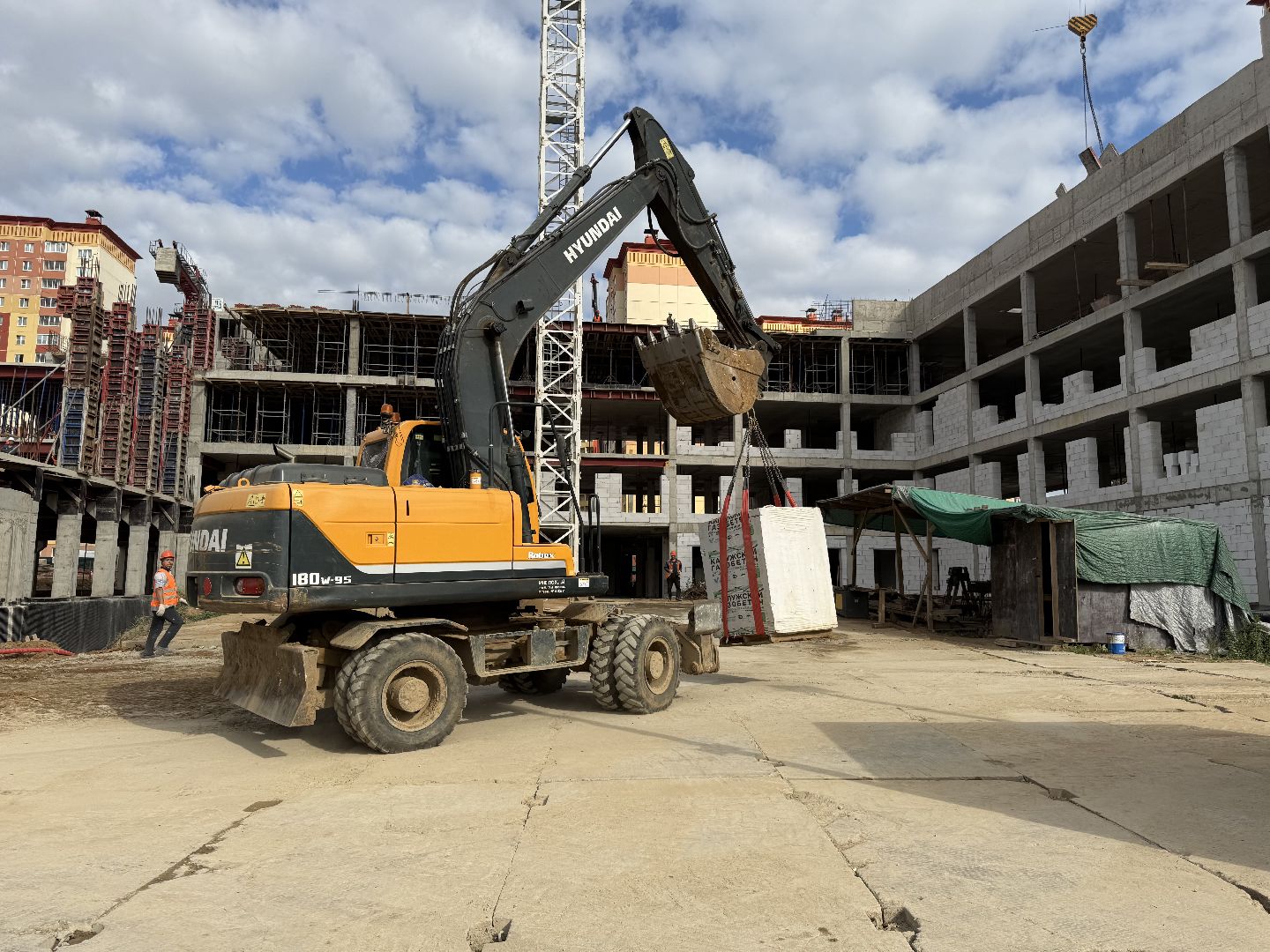 люберцы,  Строительство школы, Островцы, Школьники,