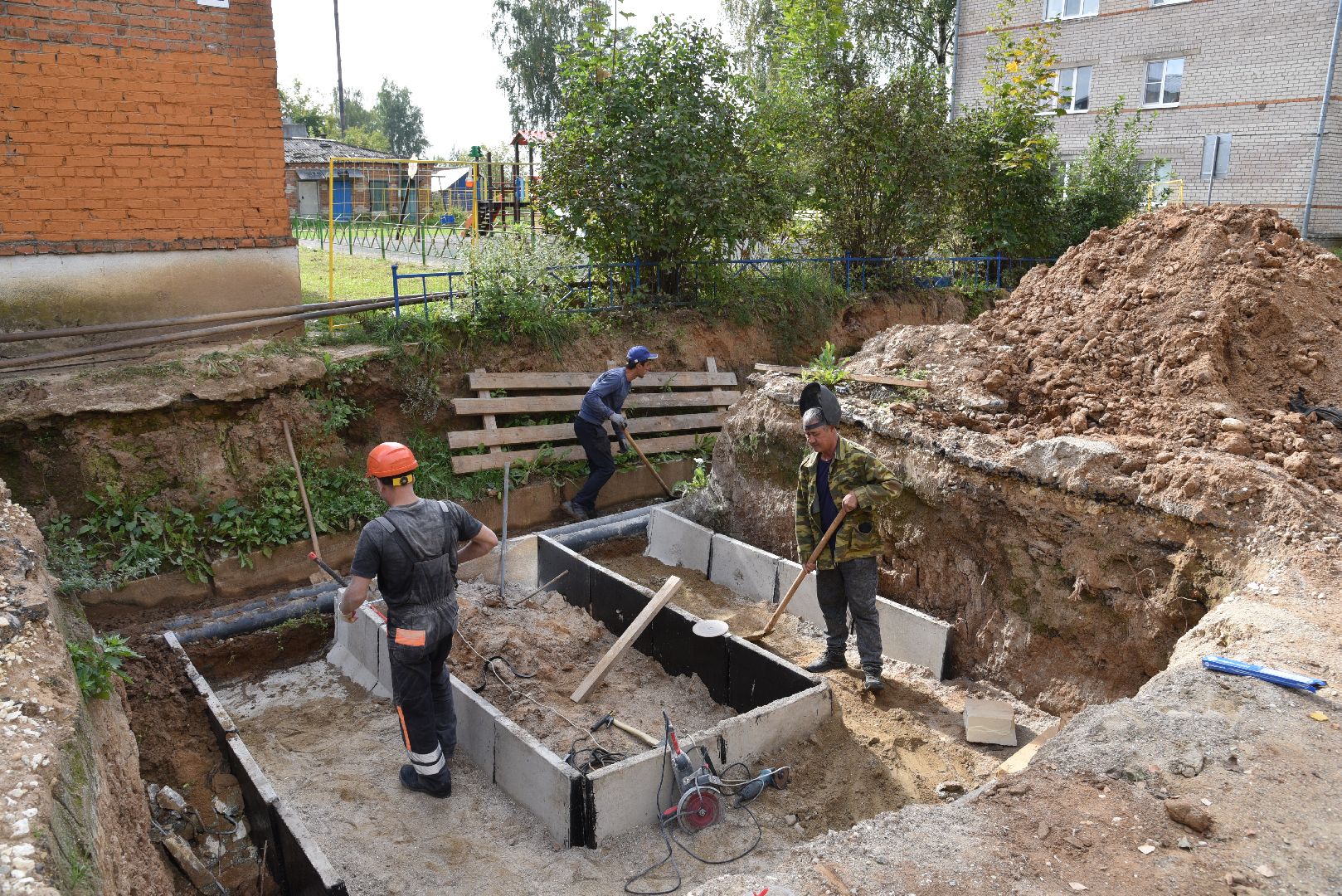 лотошино, ремонт тепловых сетей, ремонт теплотрассы, жкх, подготовка к зиме,