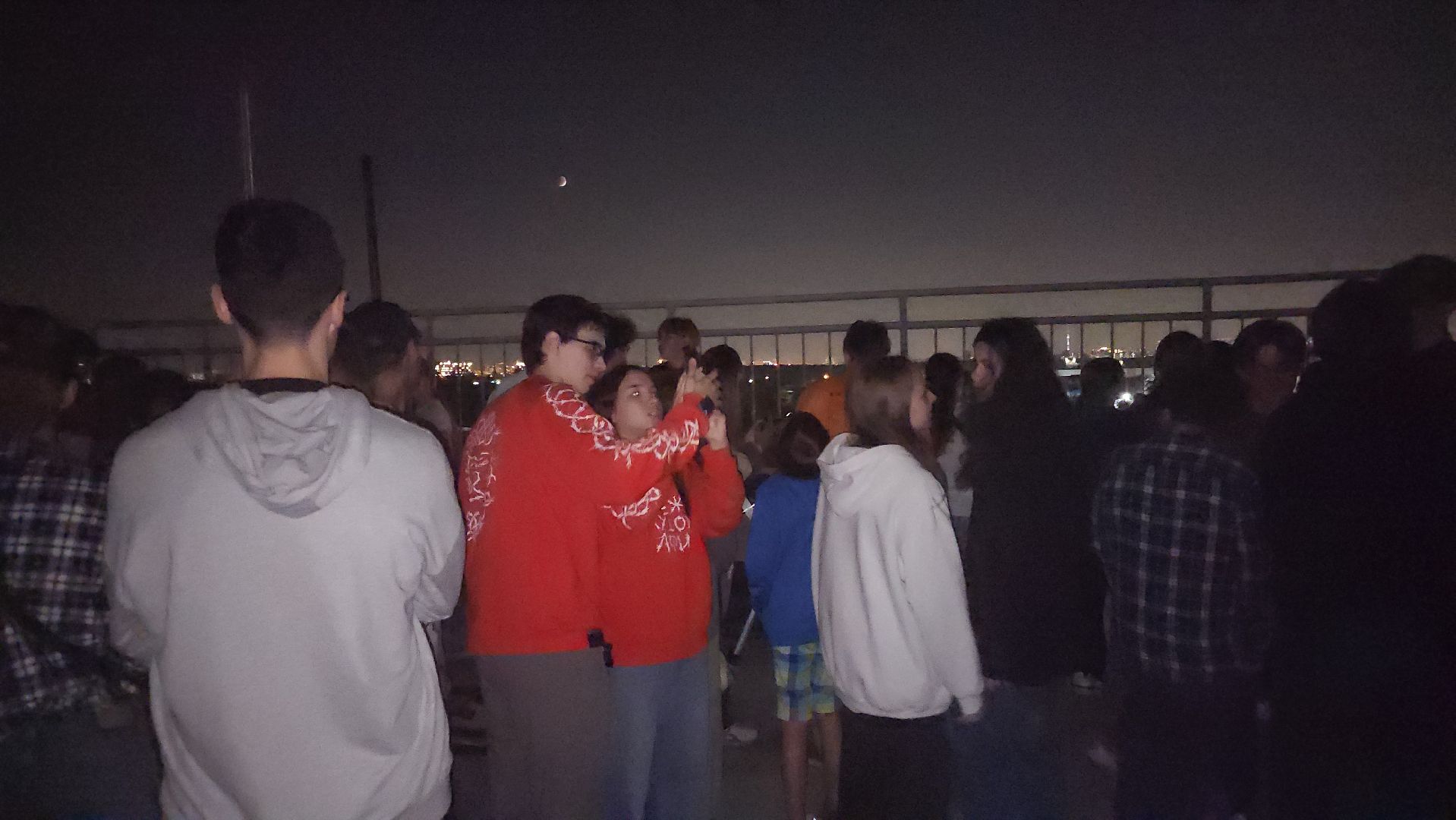 долгопрудный, технопарк, физтех-лицей, тротуарная астрономия, телескоп, школьники, кровавая луна,