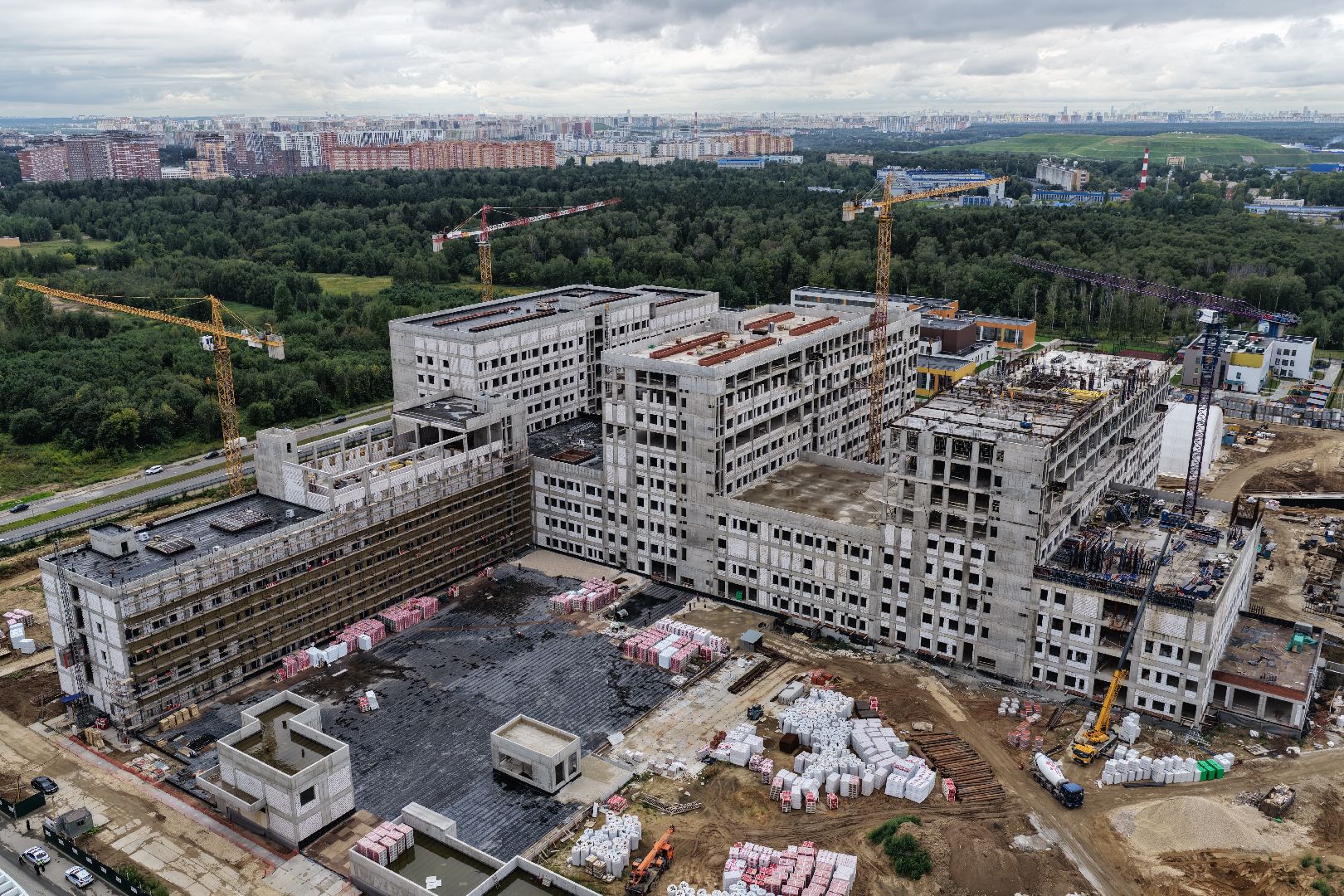 видео с коптера, больница балашиха, больница в ольгино,