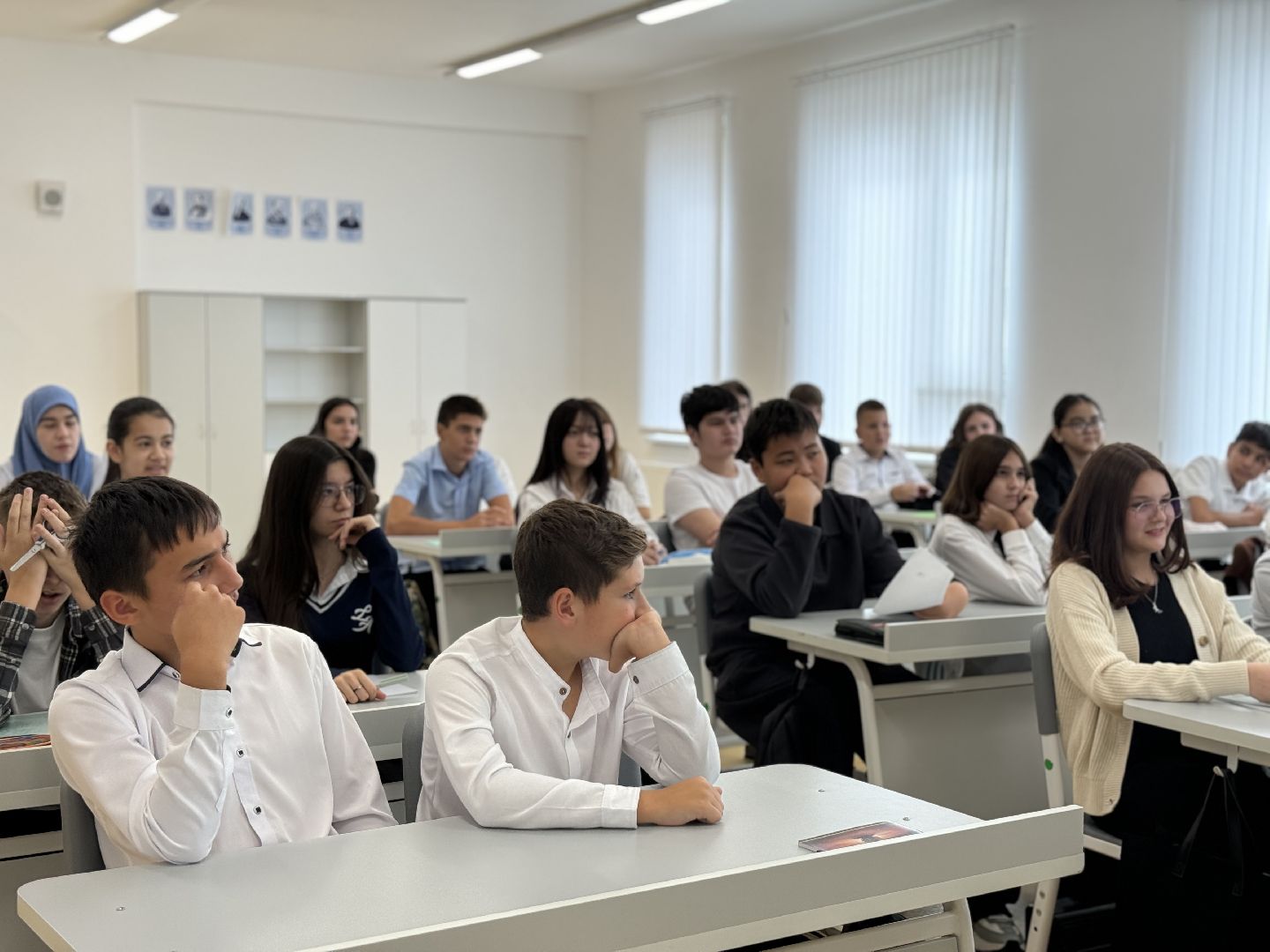 новый учитель физики , ленинский городской округ, оц лидер,