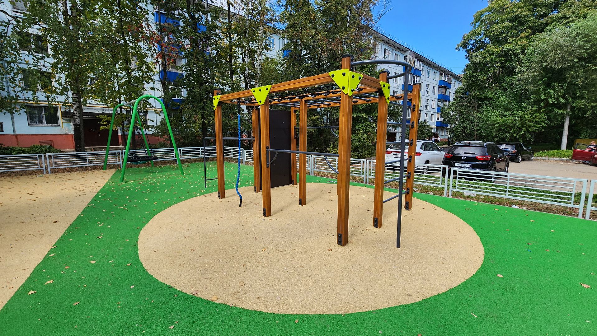 солнечногорск, улица дзержинского, детские площадки, дети,