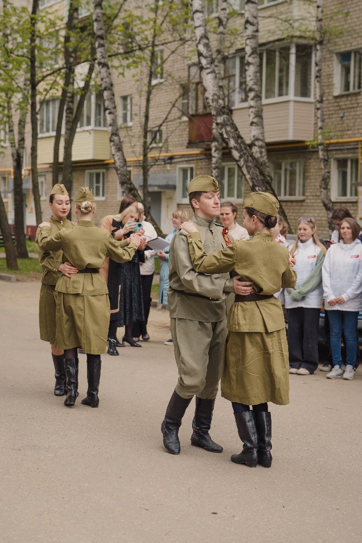 Можайск, Можайский городской округ, Подмосковье, День Победы, поздравление ветерана, фронтовая бригада, песни военных лет, 9 мая