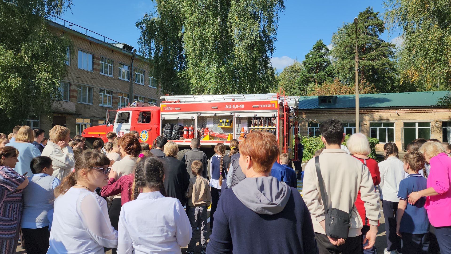 пушкино, школа-интернат, пожарная машина, тренировка, пожарная безопасность, дети с овз, пожарный расчет, учащиеся,