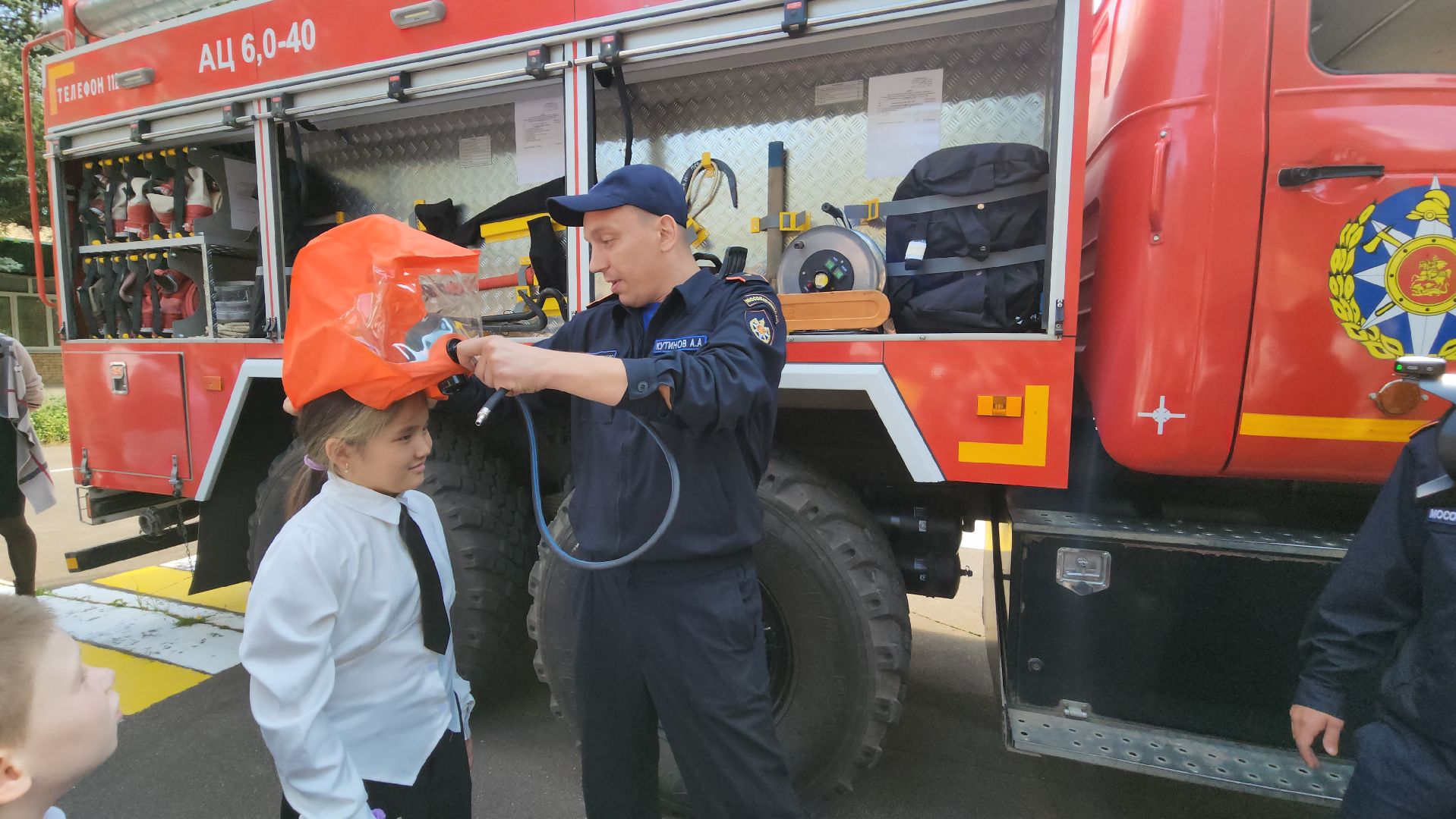 пушкино, школа-интернат, пожарная машина, тренировка, пожарная безопасность, дети с овз, пожарный расчет, учащиеся,