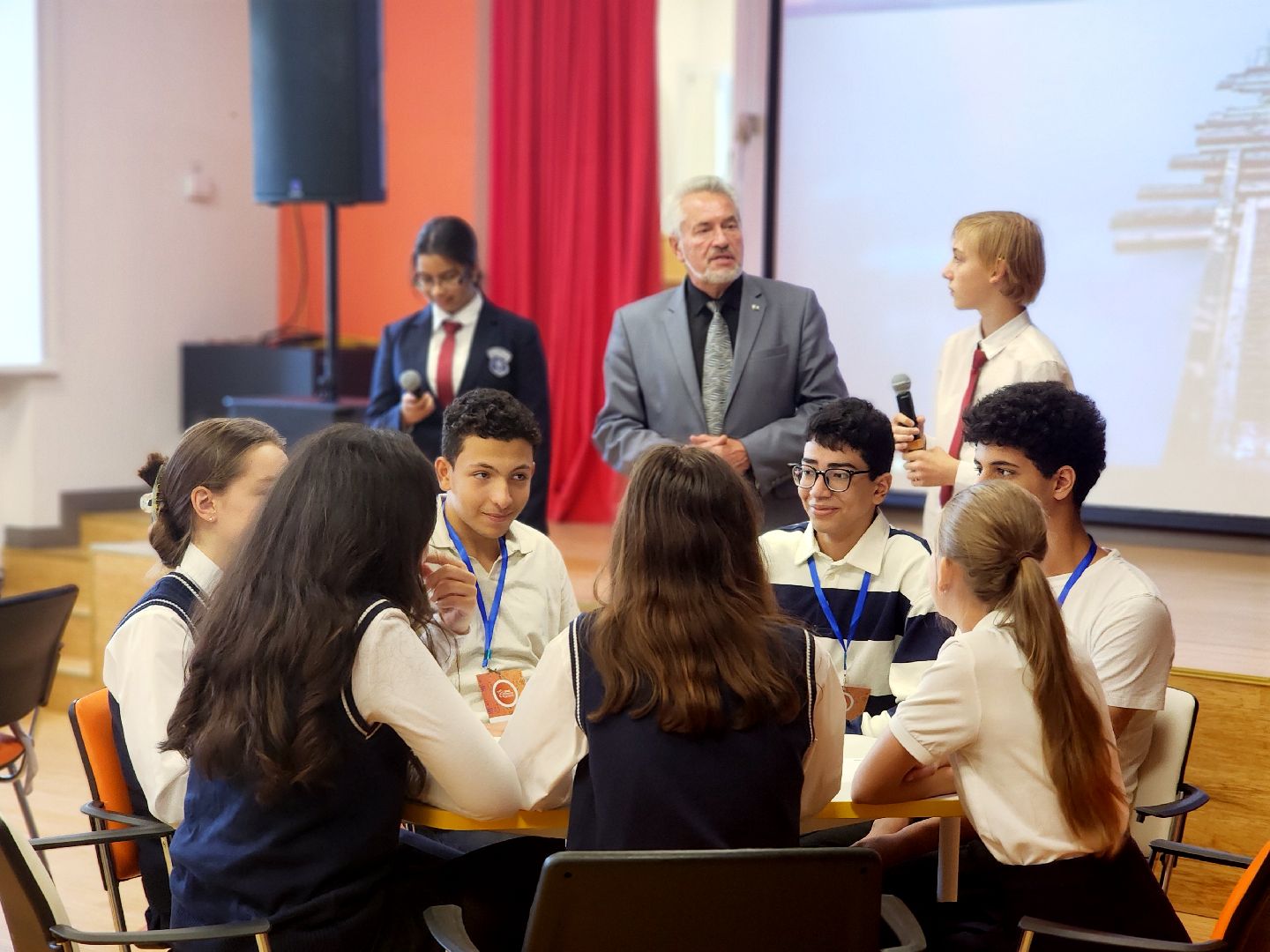 дубна,лицей кадышевского, английский язык, квиз,образование, оияи,