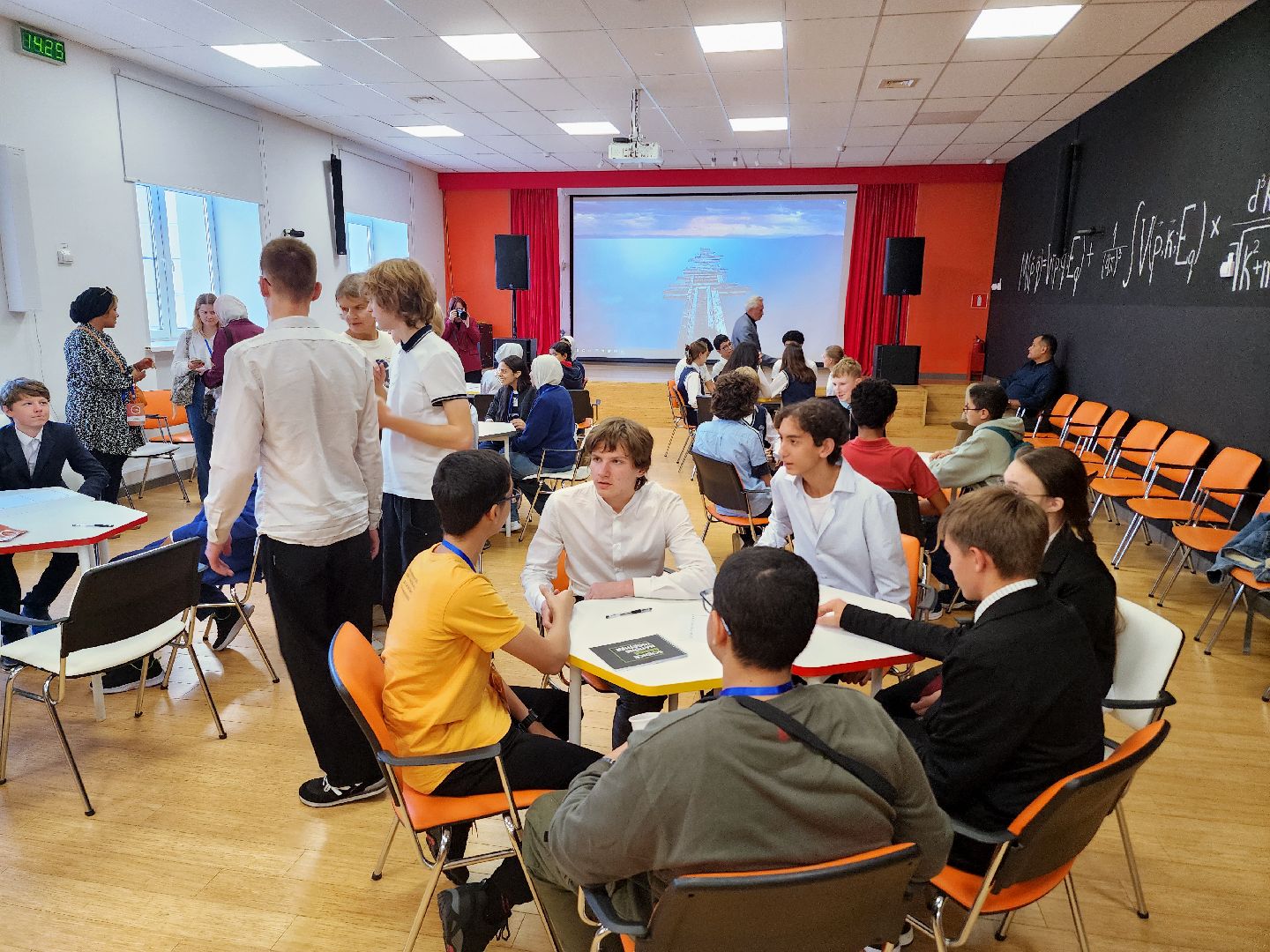 дубна,лицей кадышевского, английский язык, квиз,образование, оияи,