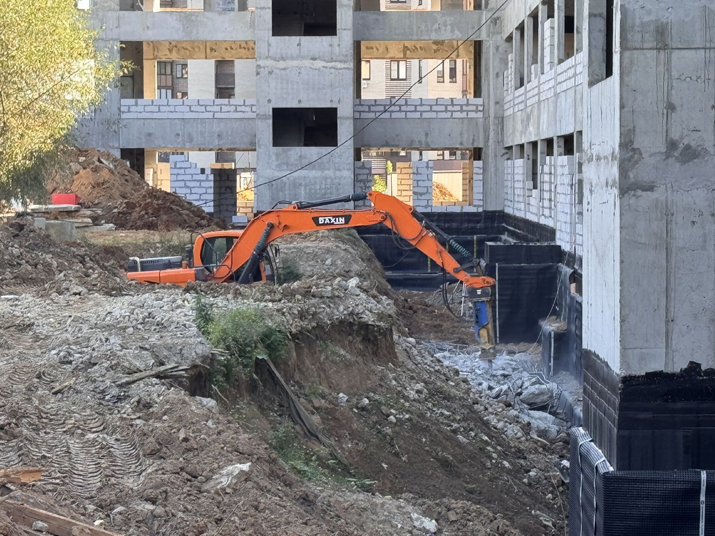 Новая поликлиника в Одинцово, Гусарская баллада, Строительство социальных объектов,