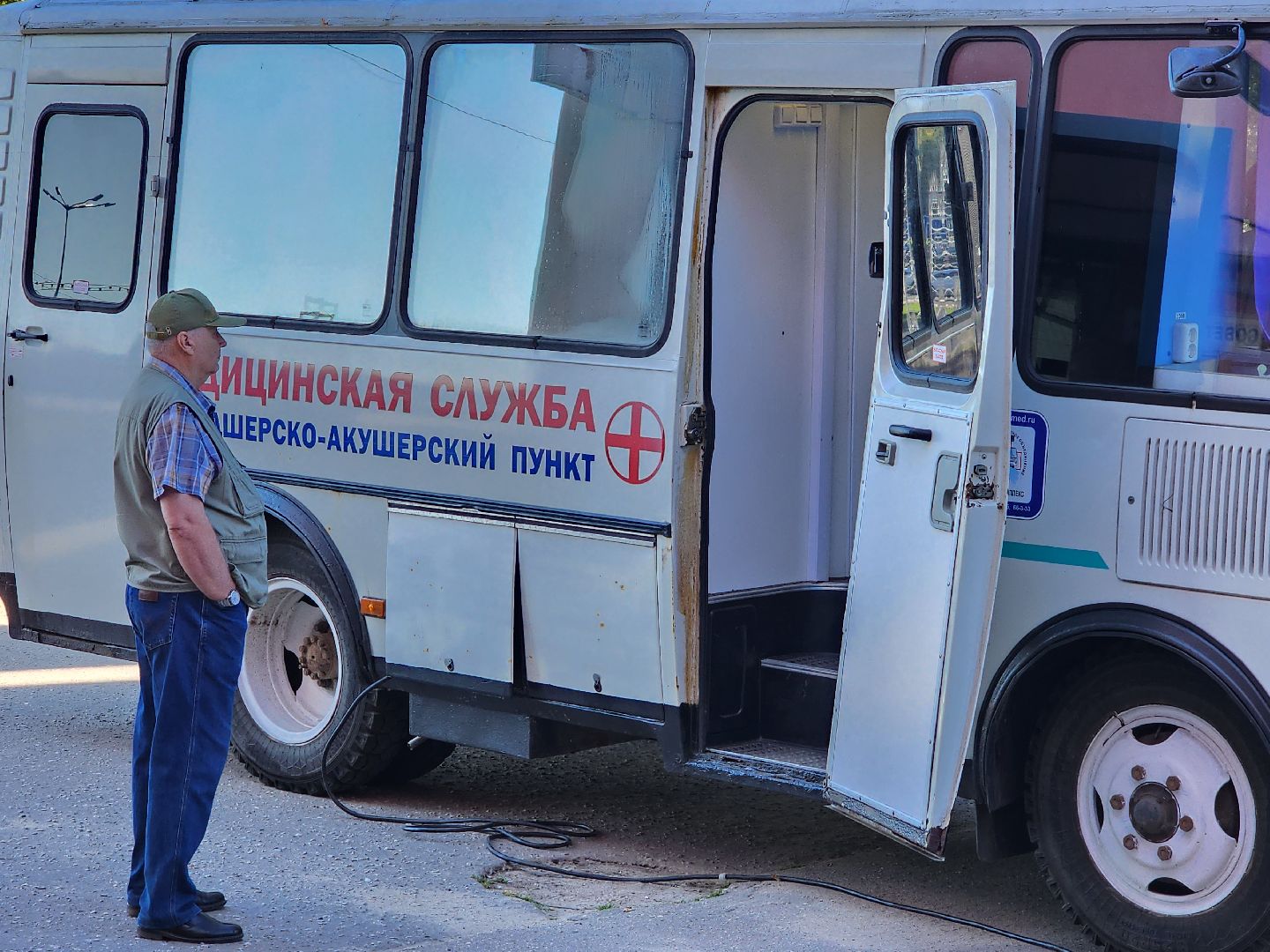 чехов, советская площадь , администрация округа, мобильный фап, фельдшерско-акушерский пункт, вакцинация, прививки, вакцина против гриппа и пневмонии, чеховская больница, прививочная кампания,