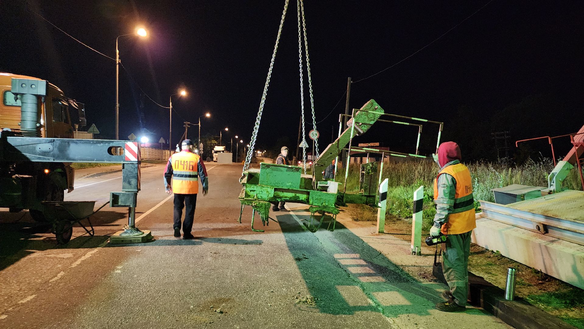 волоколамск, ремонт переезда, железная дорога,