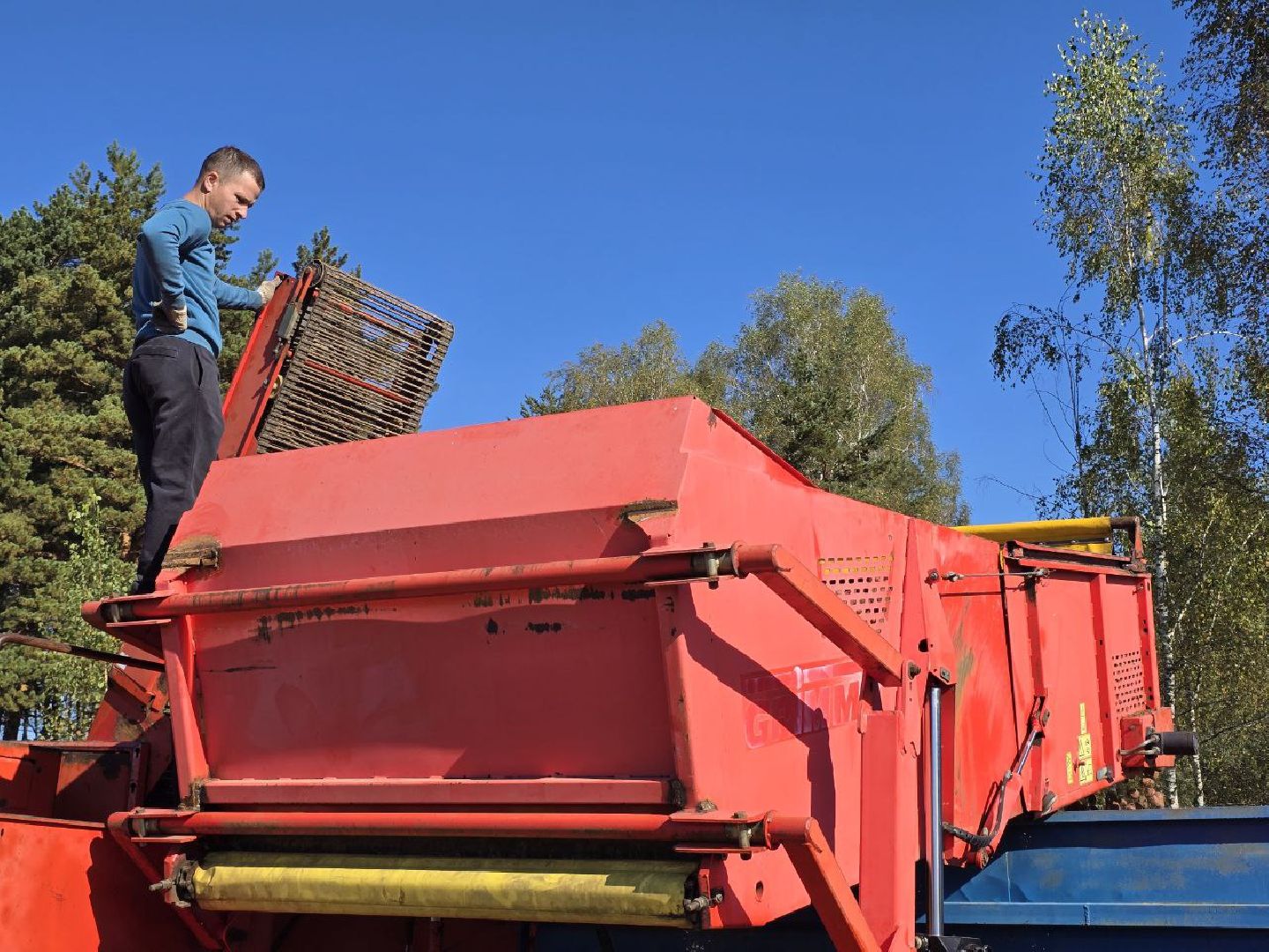 можайск, можайский муниципальный округ, подмосковье, сельское хозяйство, сбор урожая, овощи, уборка картофеля, фермерское хозяйство,