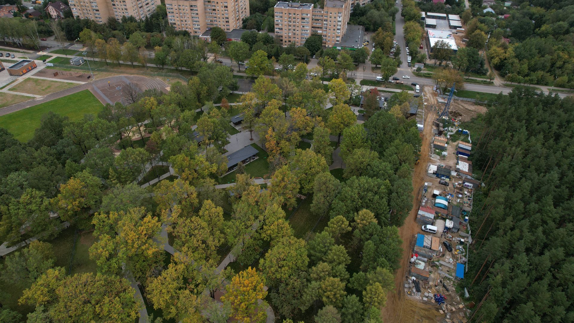 видео с коптера, лесопарк дубрава подольск, благоустройство парка подольск,