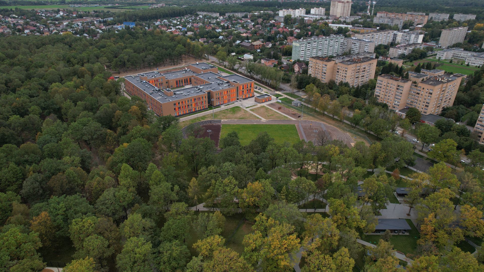 видео с коптера, лесопарк дубрава подольск, благоустройство парка подольск,