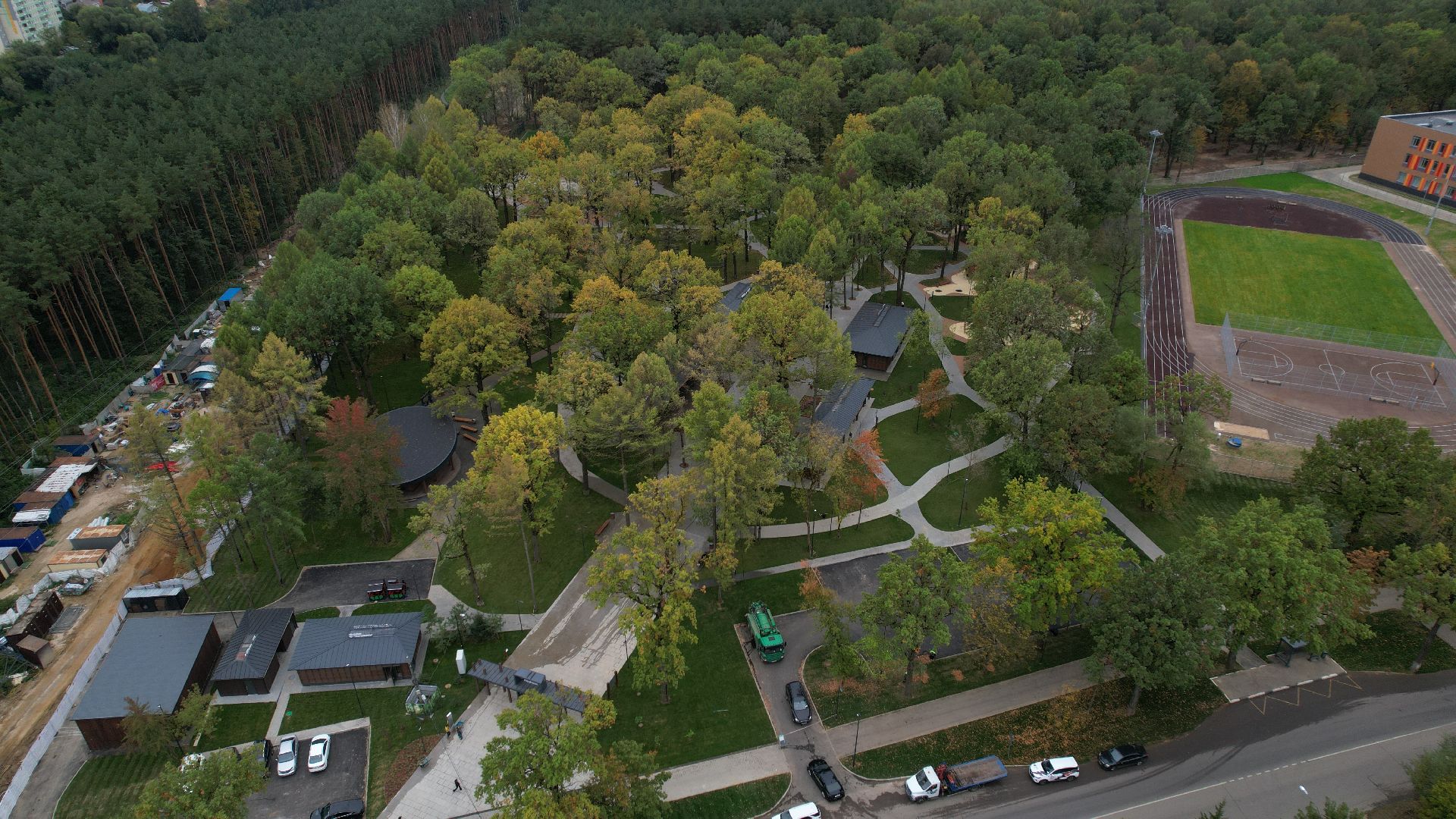 видео с коптера, лесопарк дубрава подольск, благоустройство парка подольск,