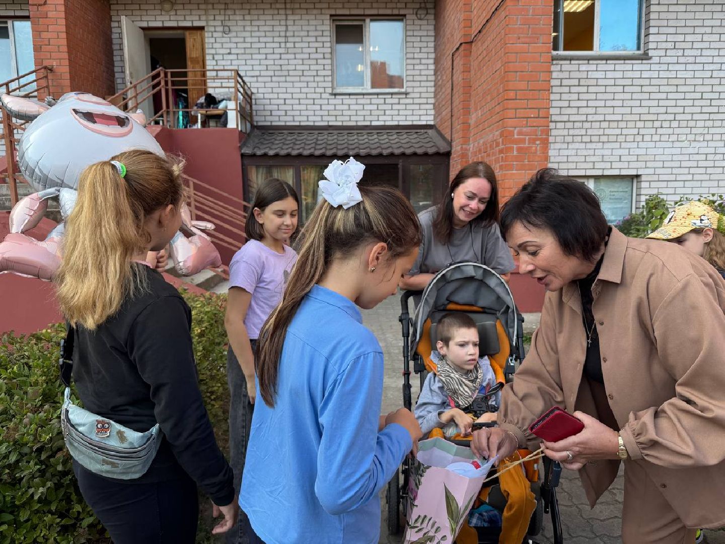 дубна, благотворительность, дети вместо цветов,