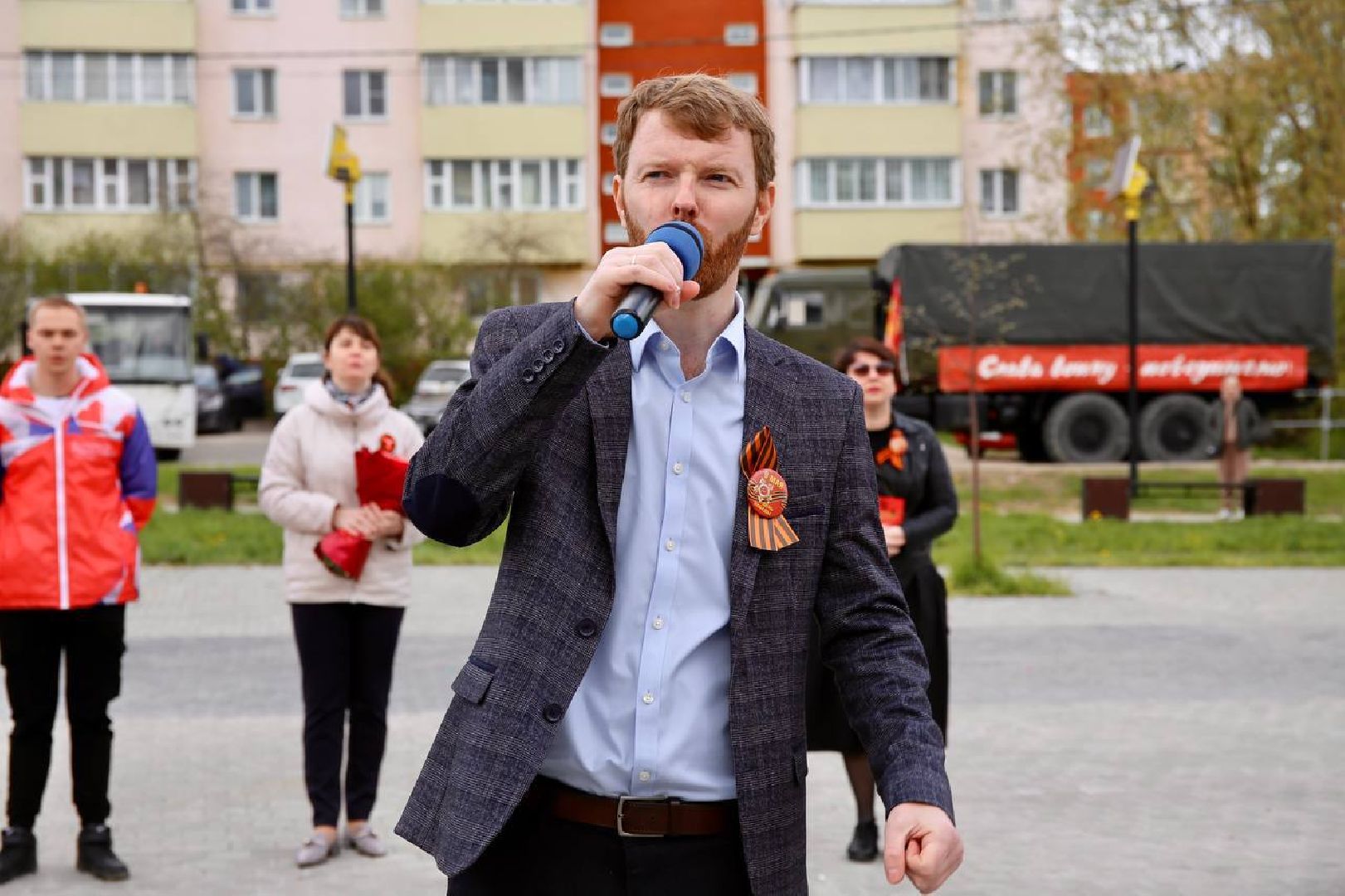 Можайск, Можайский городской округ, Подмосковье, День Победы, поздравление ветерана, фронтовая бригада, песни военных лет, 9 мая