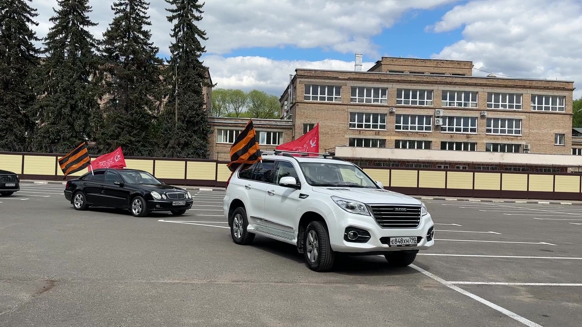 Реутов, Бессмертный автополк, колонна, шествие