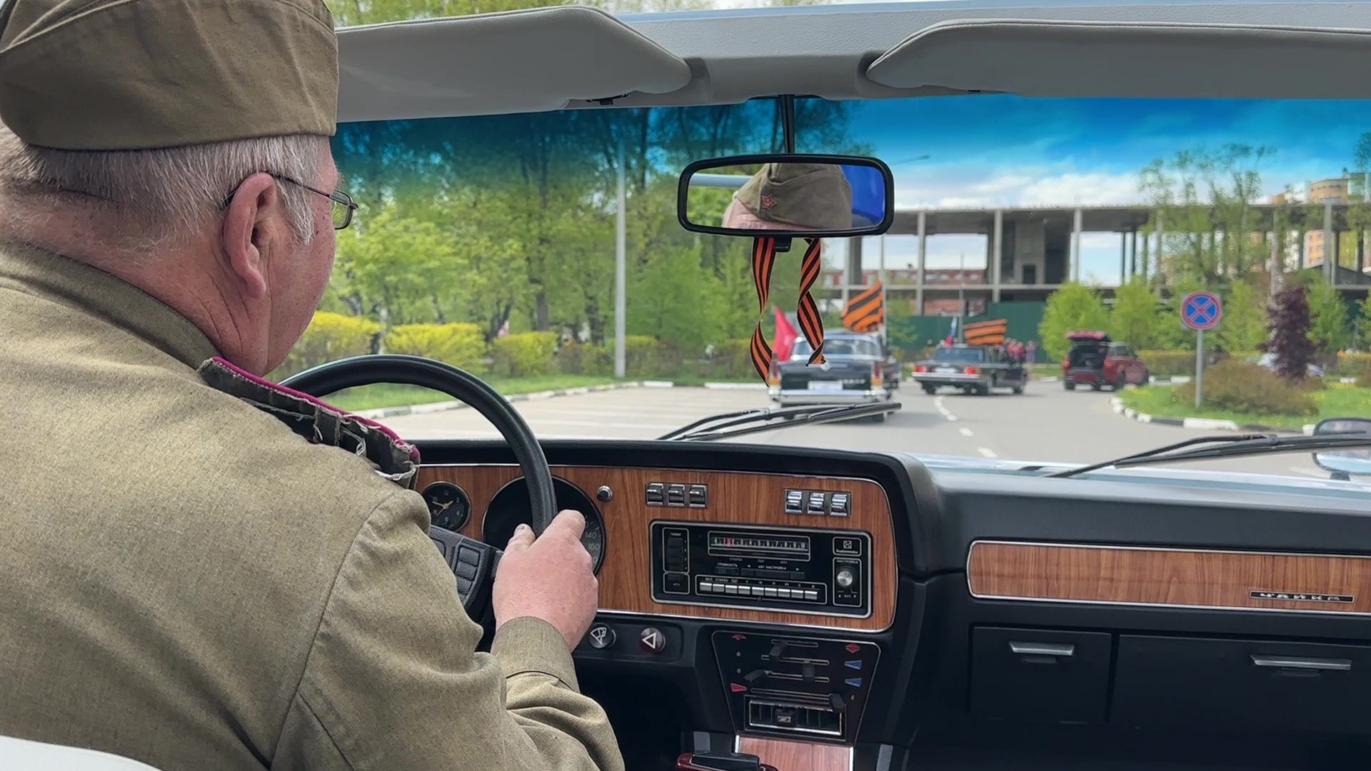 Реутов, Бессмертный автополк, колонна, шествие