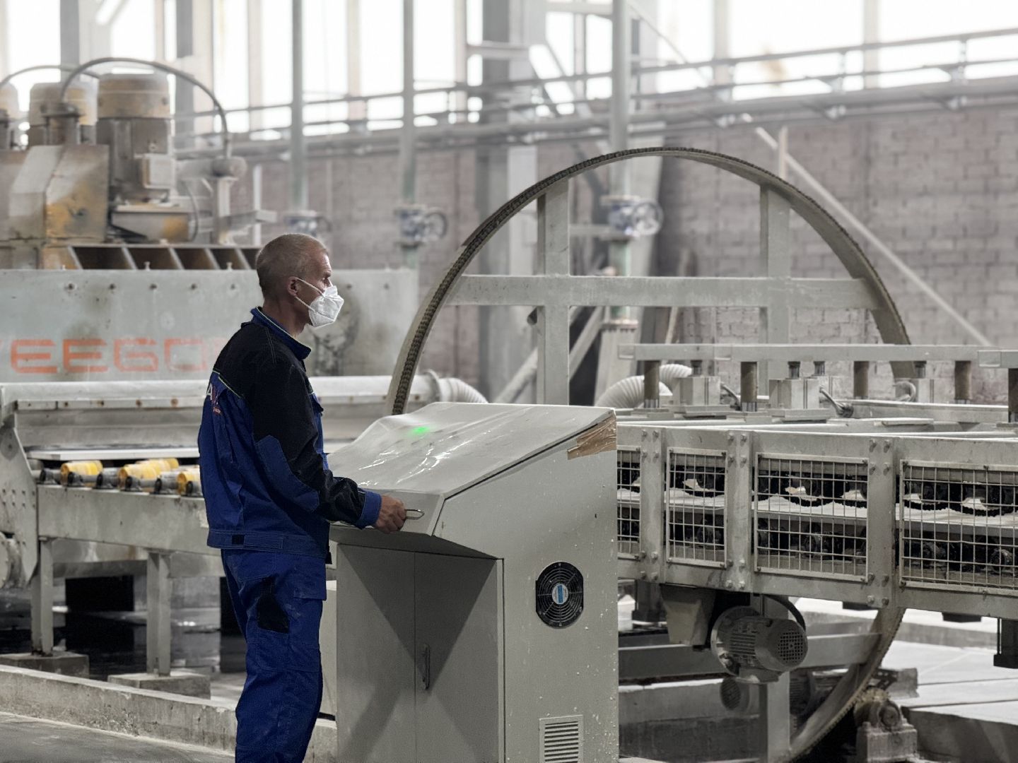 шаховская, завод, аварус, кварц, кварцевый песок, искусственный камень,импортозамещение,