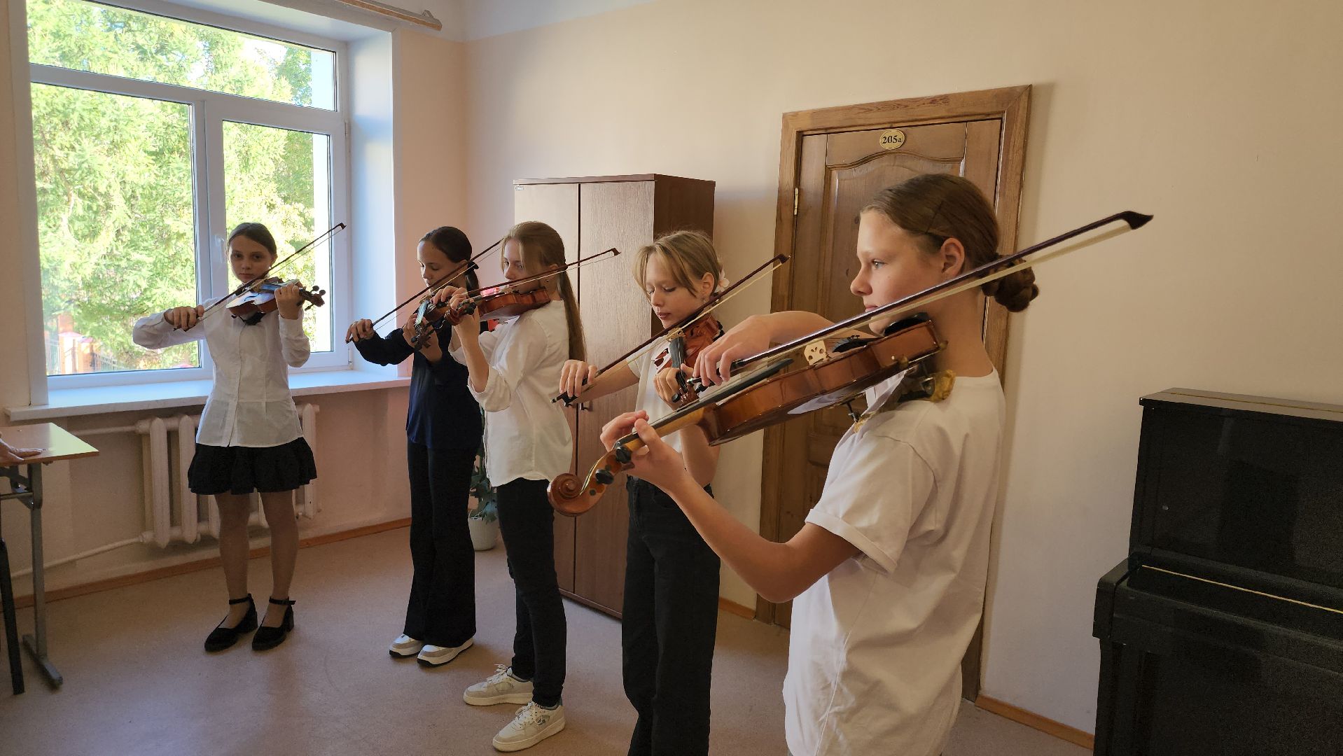 кашира, образование, ожерелье, детская школа искусств, капитальный ремонт, переезд, школа-интернат, дк, музыканты,