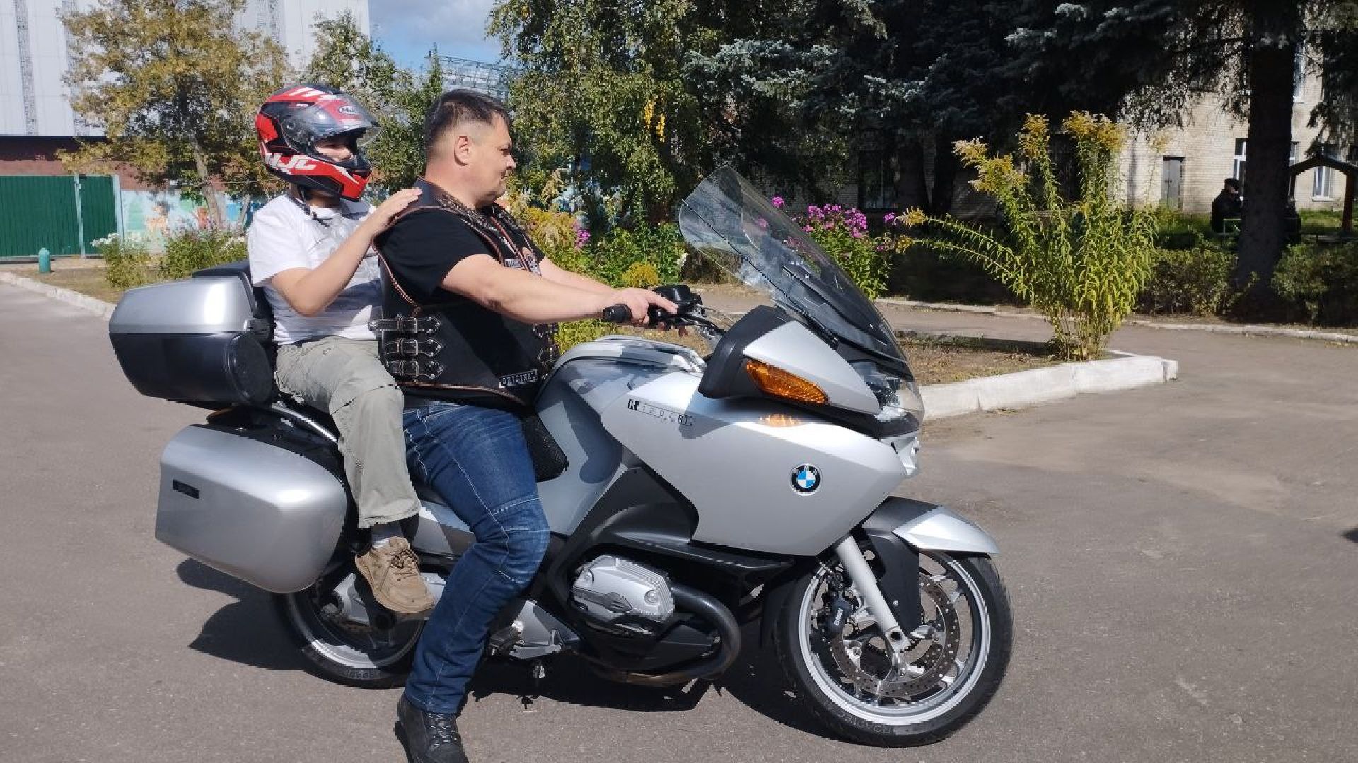 ивантеевка, центр социальной реабилитации, центр социального обслуживания, дети с овз, байкеры, встреча, мотогонки, байк-шоу, дети с особенностями развития,