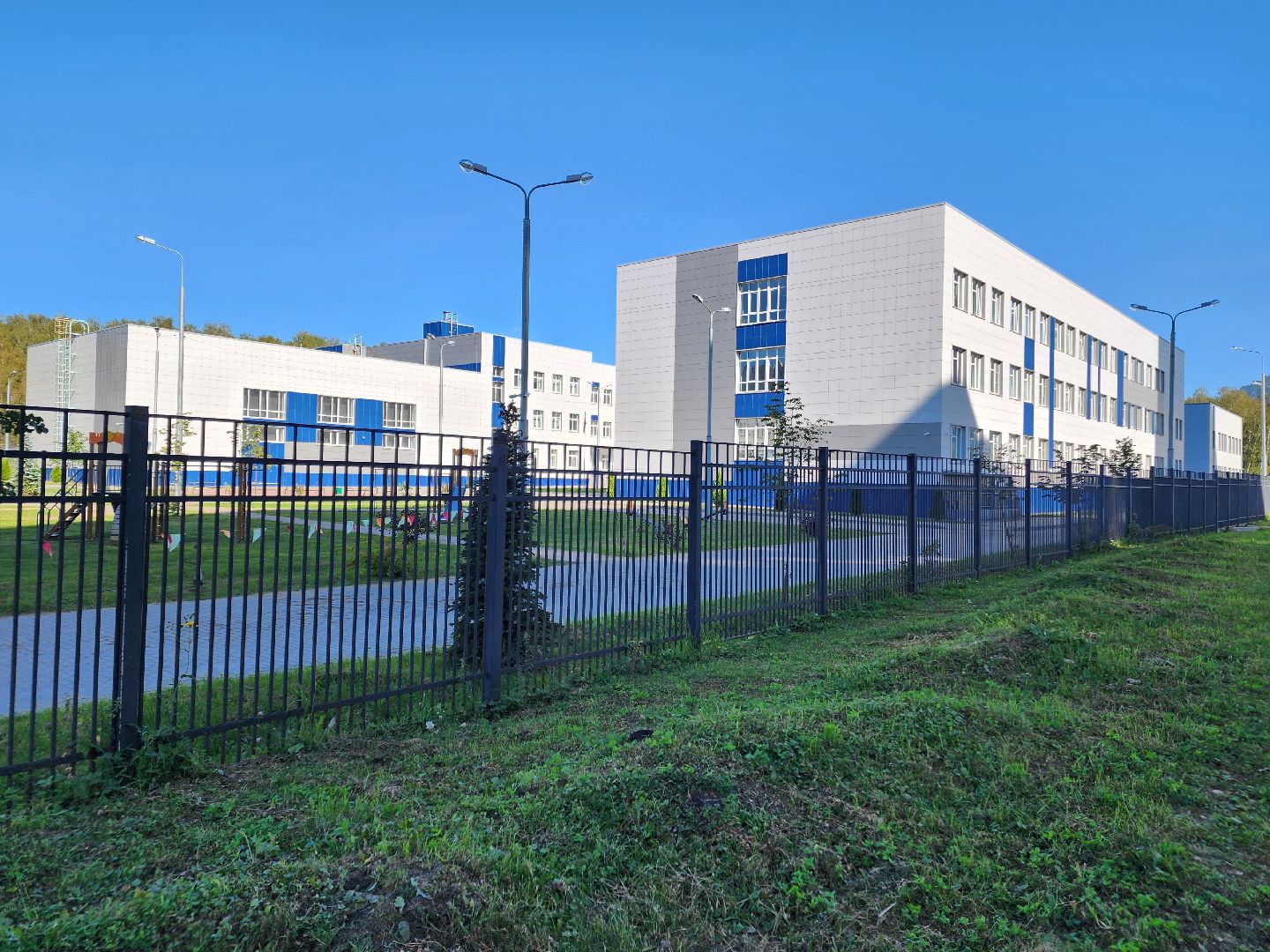 чехов, микрорайон губернский, школа 10,  карина колесникова, молодой педагог, учитель математики, целевое обучение,  администрация округа, меры поддержки, социальная помощь,биография,