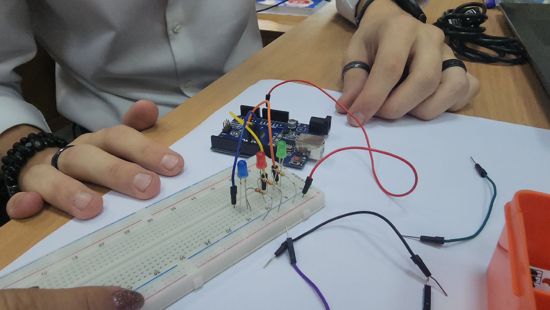 пушкинский округ, правдинский, образовательный комплекс, точка роста, програмирование, учащиеся, робототехника,язык программирования, светодиоды, светофор, предпрофессиональные классы,