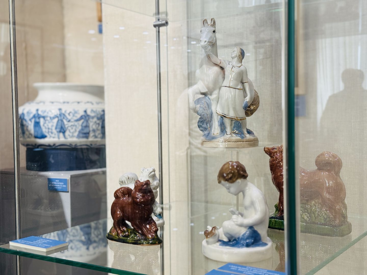 раменское, гжель, открытие выставки, бессарабова, художники гжели,