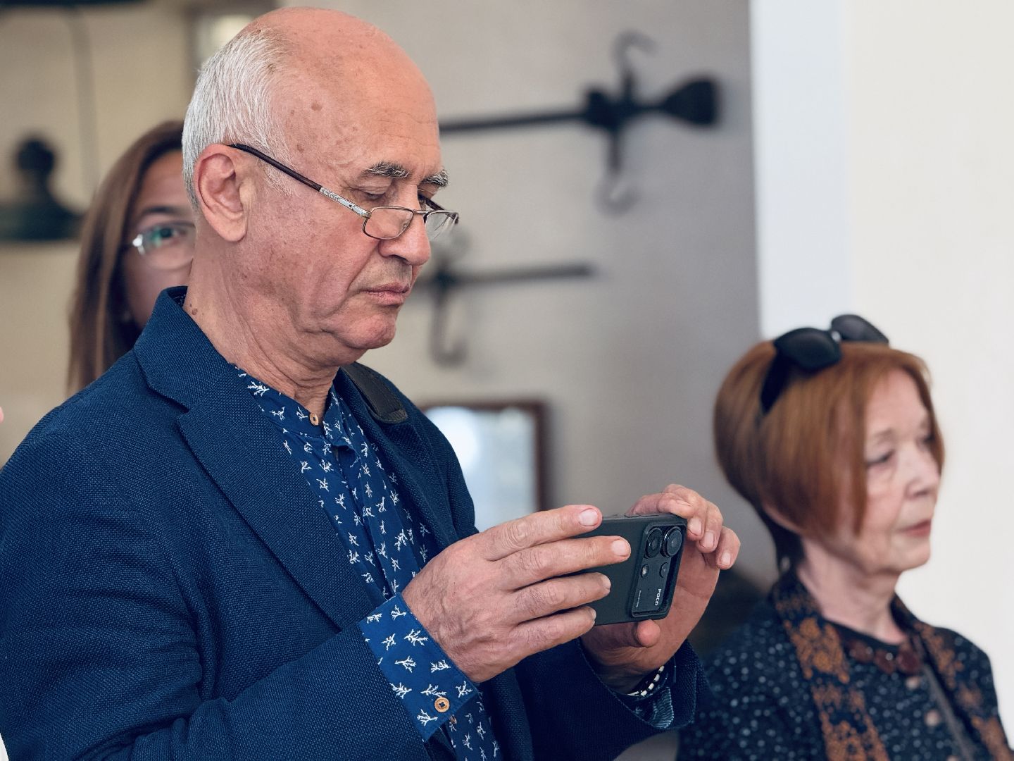 раменское, гжель, открытие выставки, бессарабова, художники гжели,