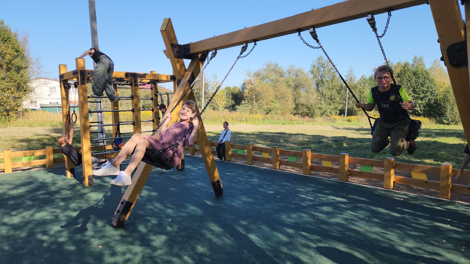 серпухов, бутрулино, подмосковье, новая детская площадка,