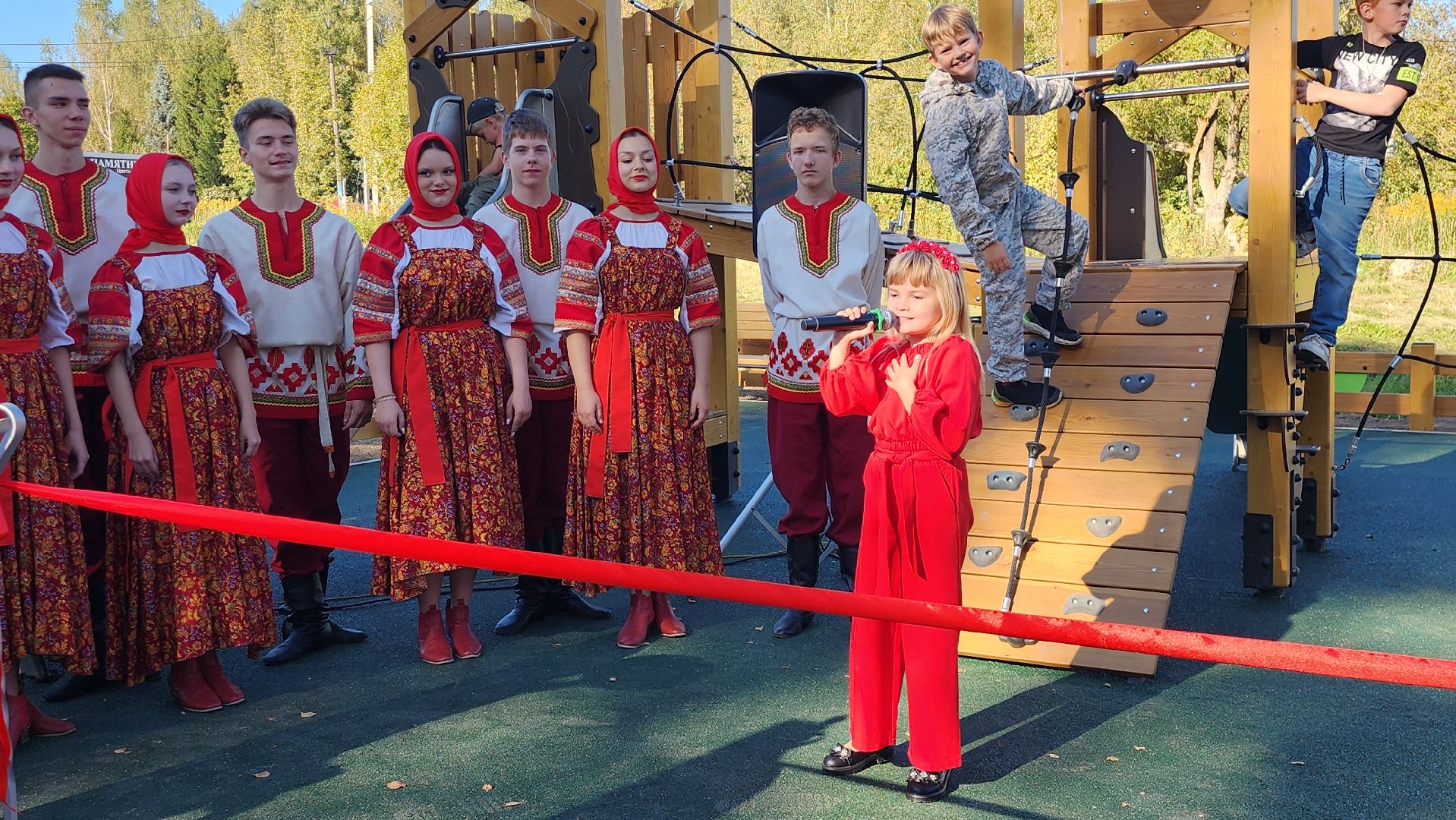 серпухов, бутрулино, подмосковье, новая детская площадка,