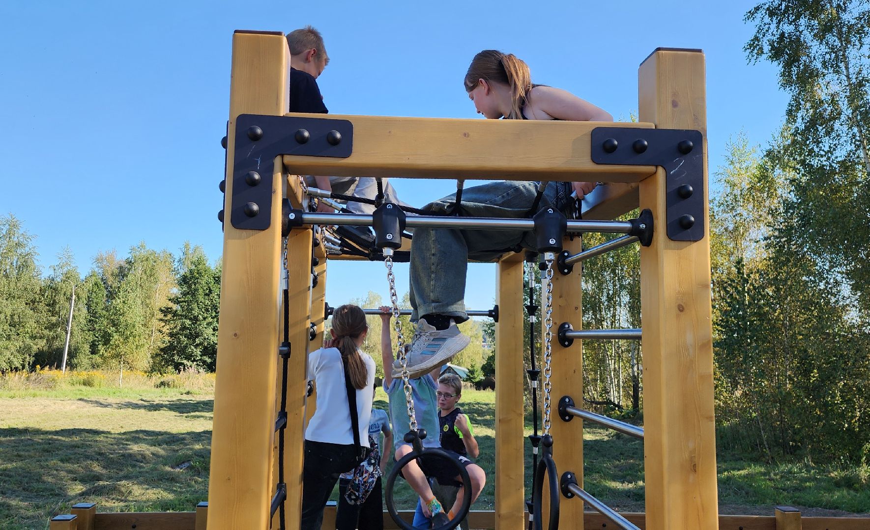 серпухов, бутрулино, подмосковье, новая детская площадка,