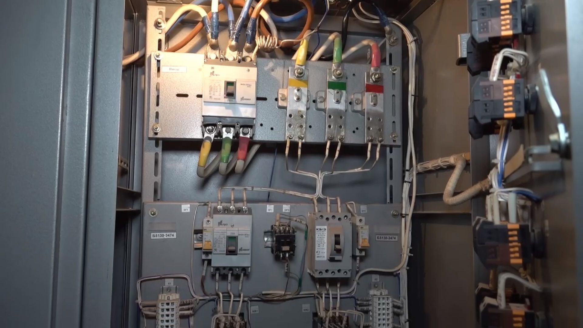 чехов, микрорайон венюково, улица гагарина, котельная 4, реконструкция, модернизация, новые котлы, насосы, замена и ремонт оборудования, подготовка к отопительному сезону, губернатор московской области, глава округа михаил собакин, программа модернизации объектов теплоснабжения, монтаж трубопроводов, ремонт теплосети,