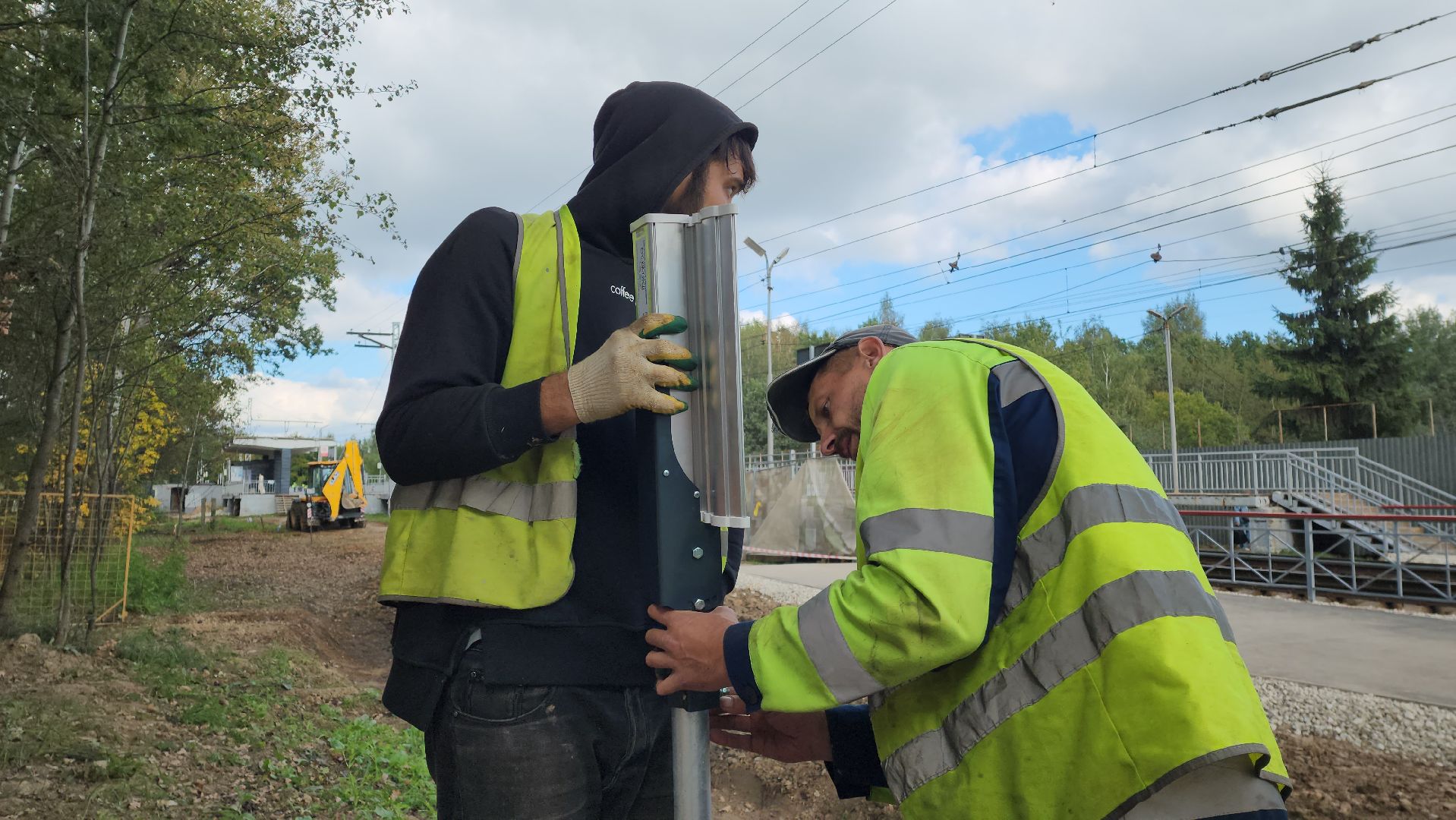 установка, Освещение , светодиодные фонари, железнодорожная станция, Луговая, Лобня ,