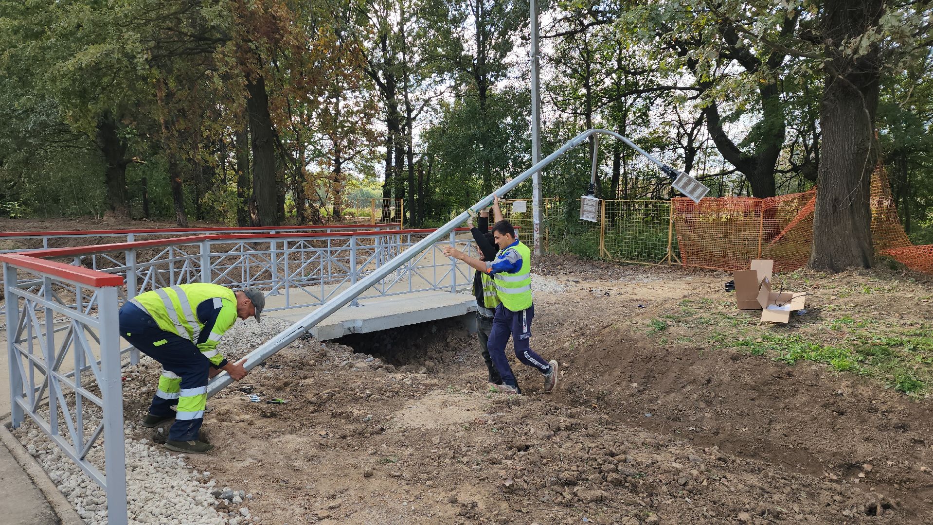 установка, Освещение , светодиодные фонари, железнодорожная станция, Луговая, Лобня ,