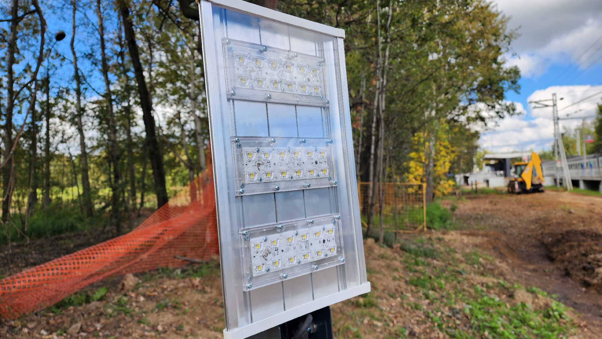 установка, Освещение , светодиодные фонари, железнодорожная станция, Луговая, Лобня ,