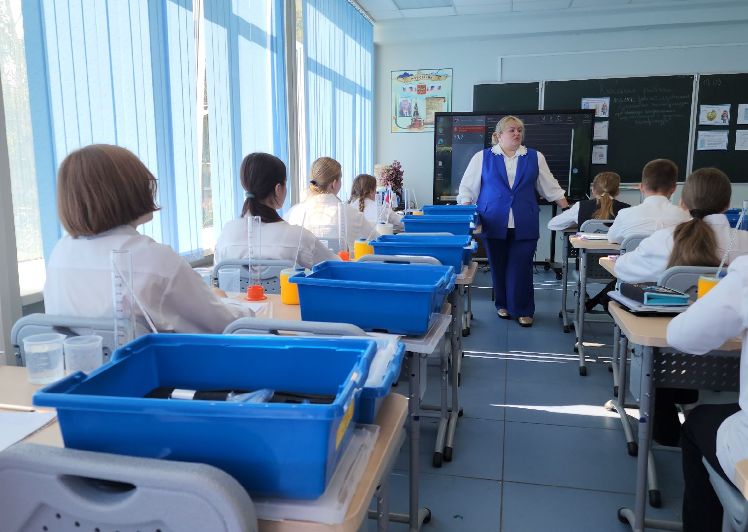 Новое оборудование в школе, ликинский автобусный завод, ликино-дулево, орехово-зуевский округ,