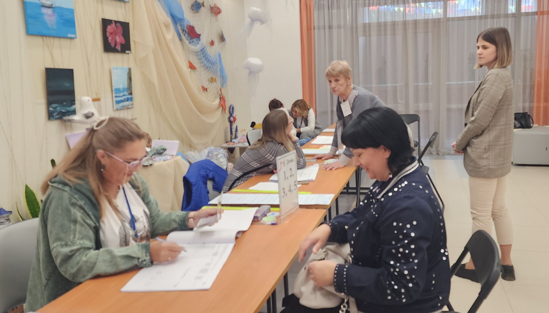 Выборы , Общество , Люди поселка Молодежный ,