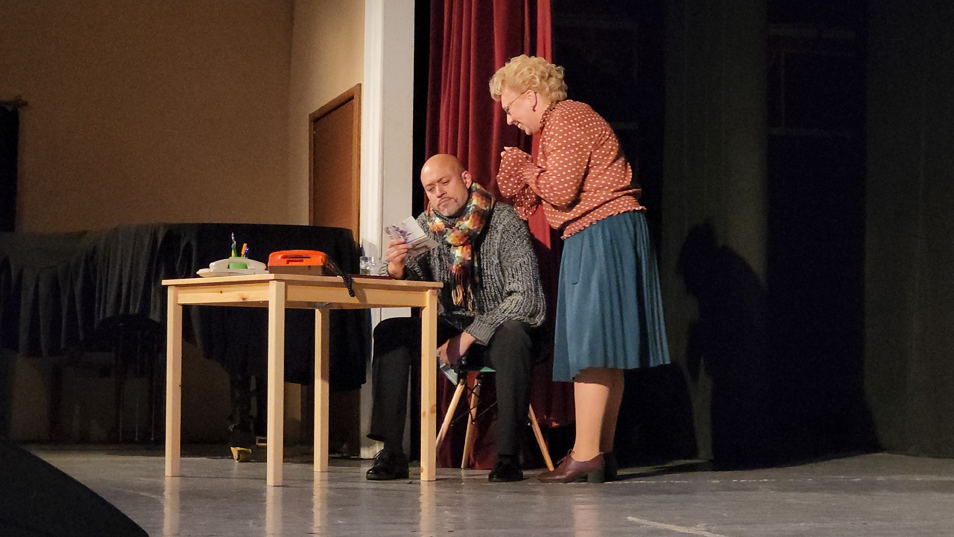 пушкино, театральная постановка, спектакль, дом культуры,зрители,премьера спектакля,актриса,театральные костюмы,