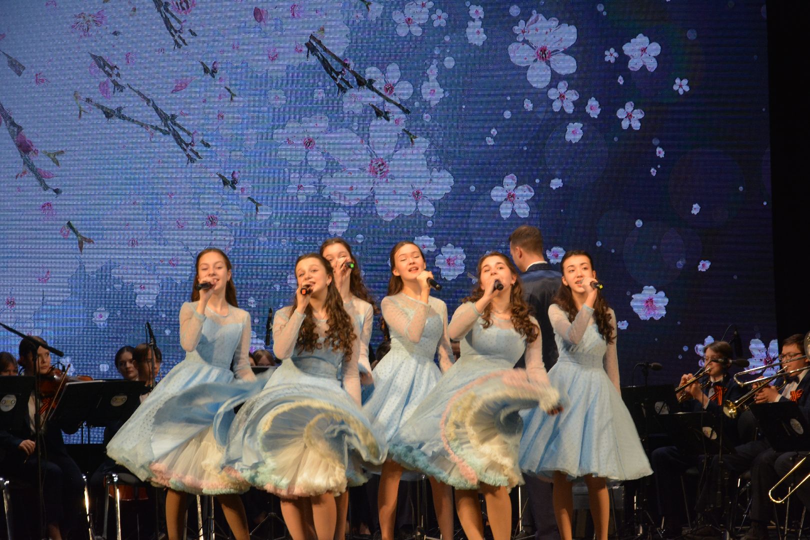 Звенигород, День Победы, Ирина Ватрунина, президентский фонд культурных инициатив, музыкально-поэтический спектакль